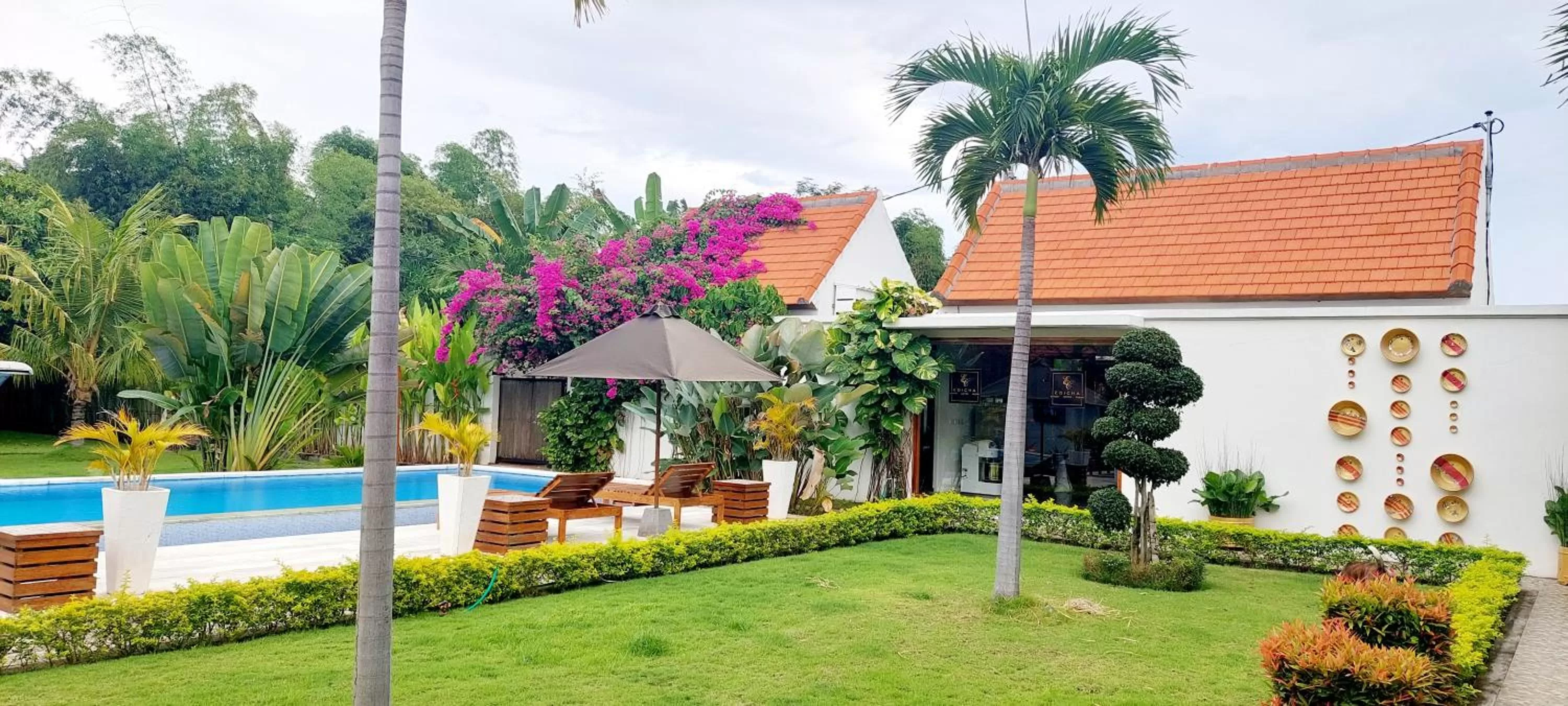 Swimming Pool in The Edicha