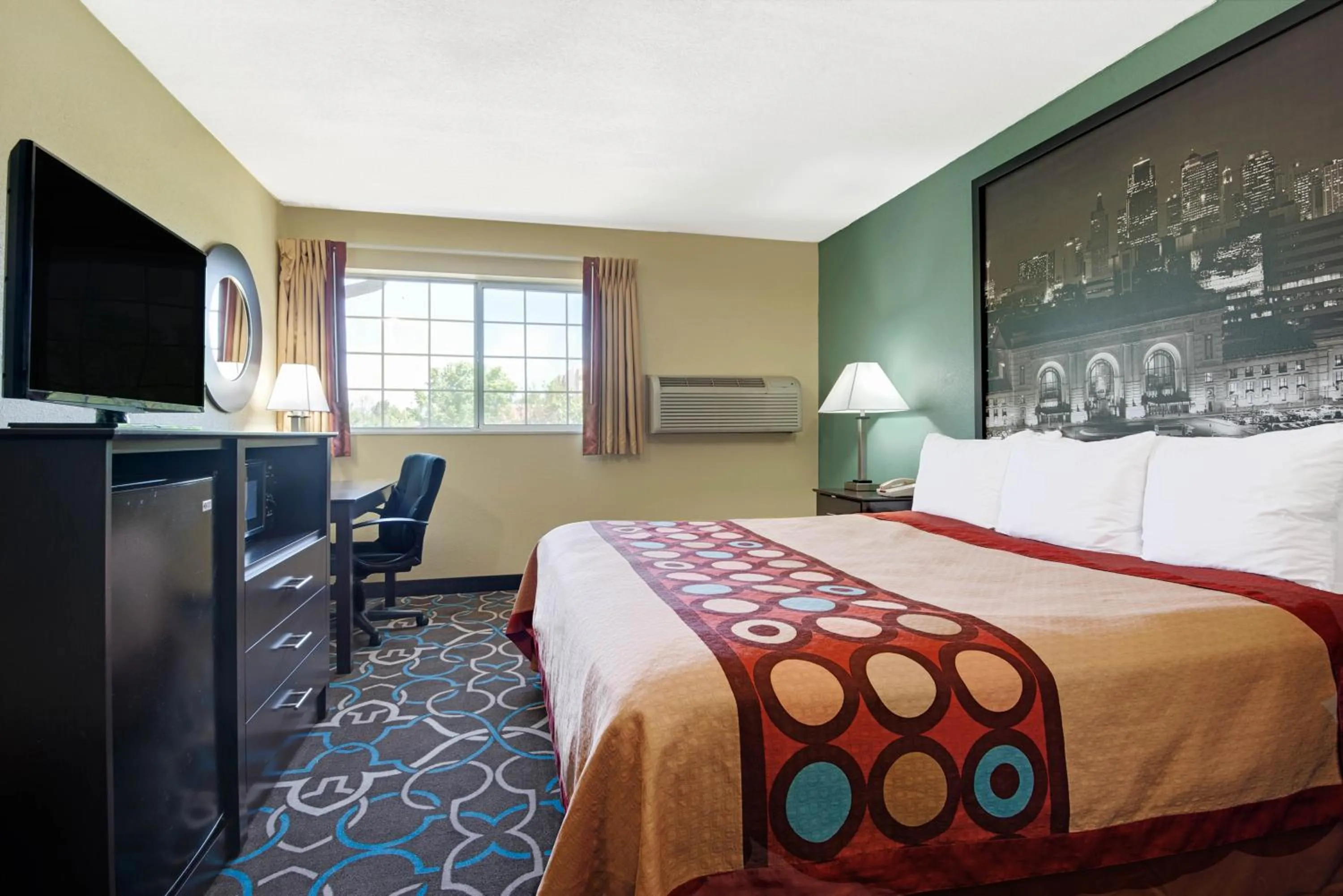 Room with One Double Bed - Non-Smoking in Super 8 by Wyndham Kansas City