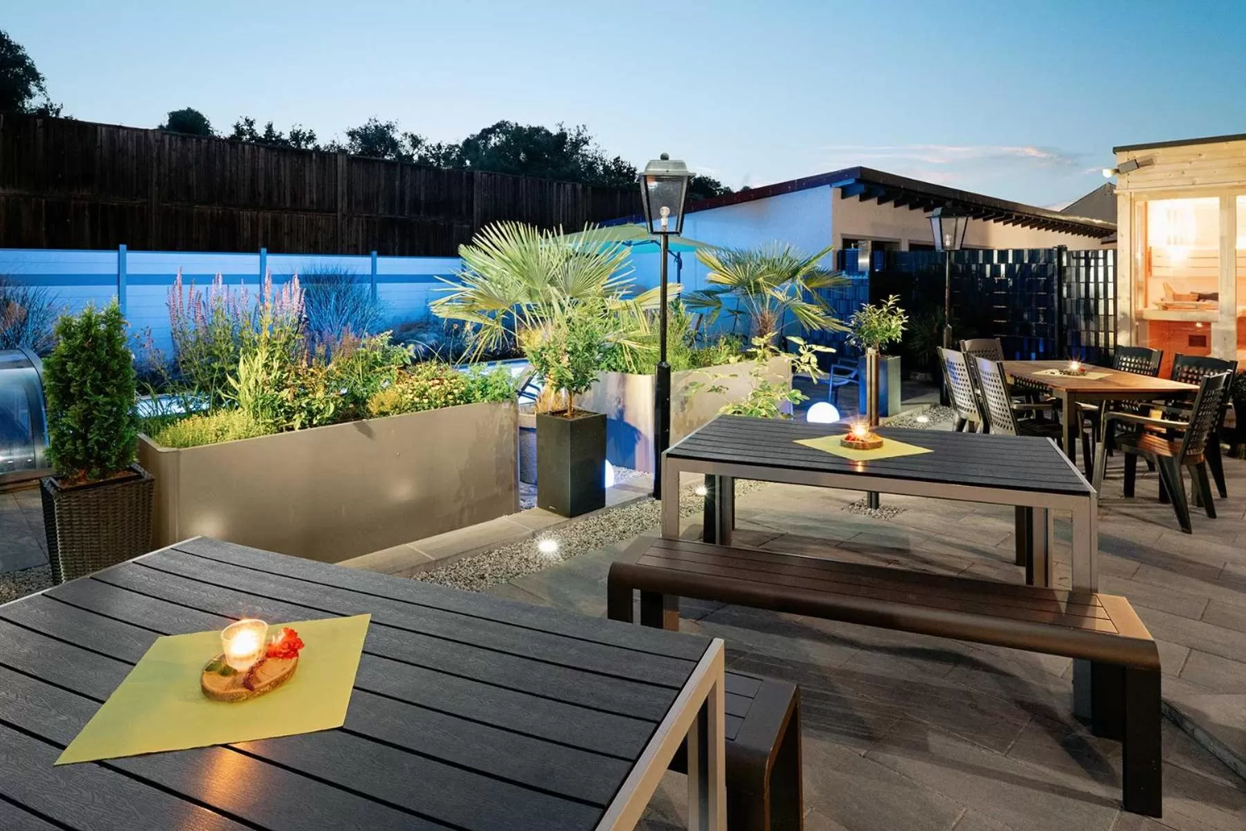 Patio, Swimming Pool in Hotel Park Cafe Reichl