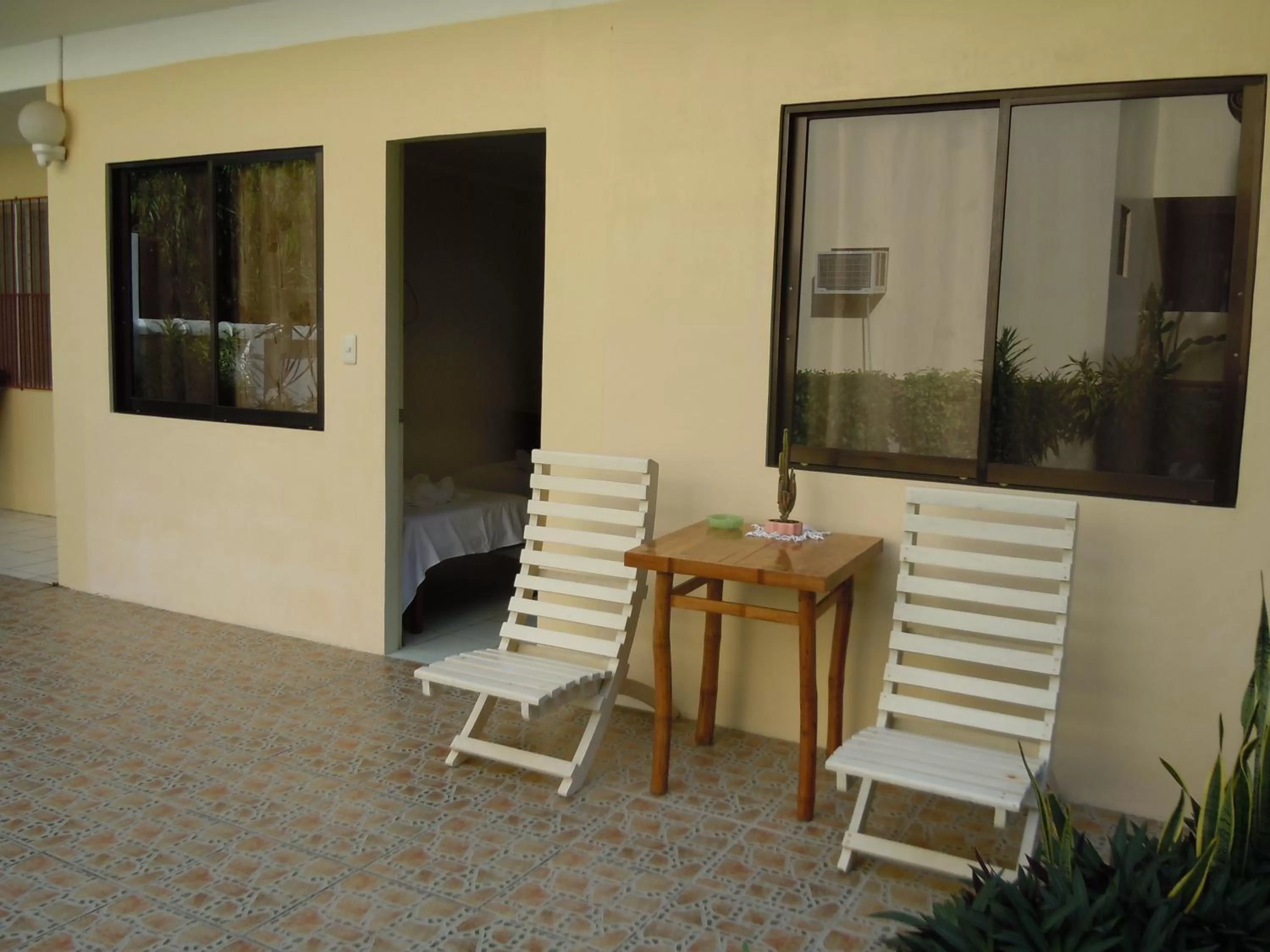 Photo of the whole room in Wellbeach Dive Resort