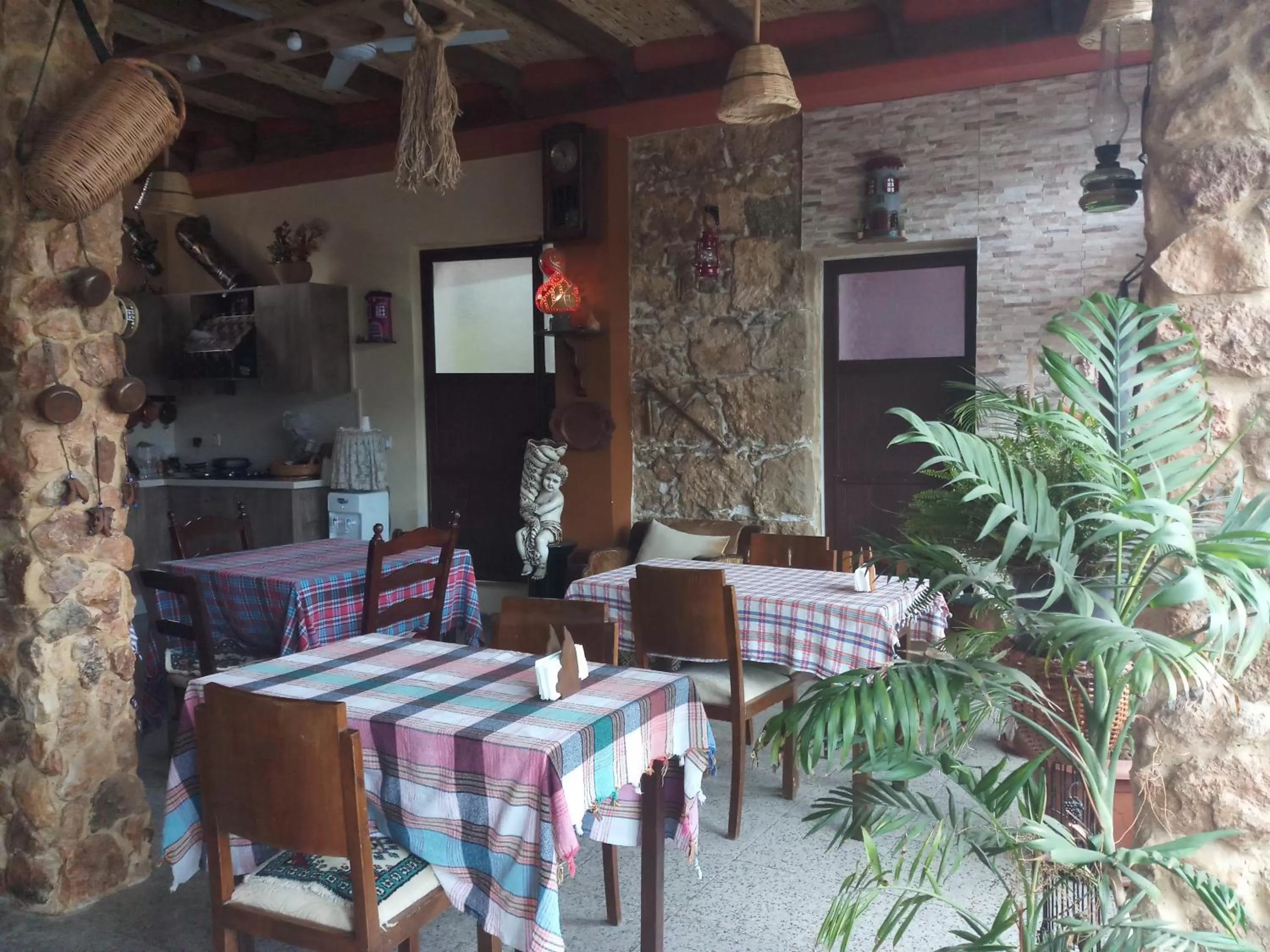 Dining area, Restaurant/Places to Eat in Mystery Garden Guest House