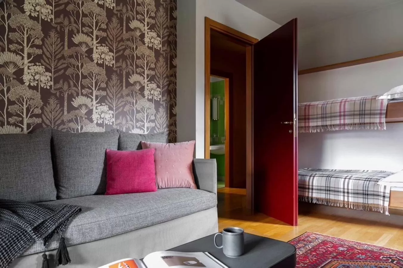 Living room, Bed in Hotel Tremoggia