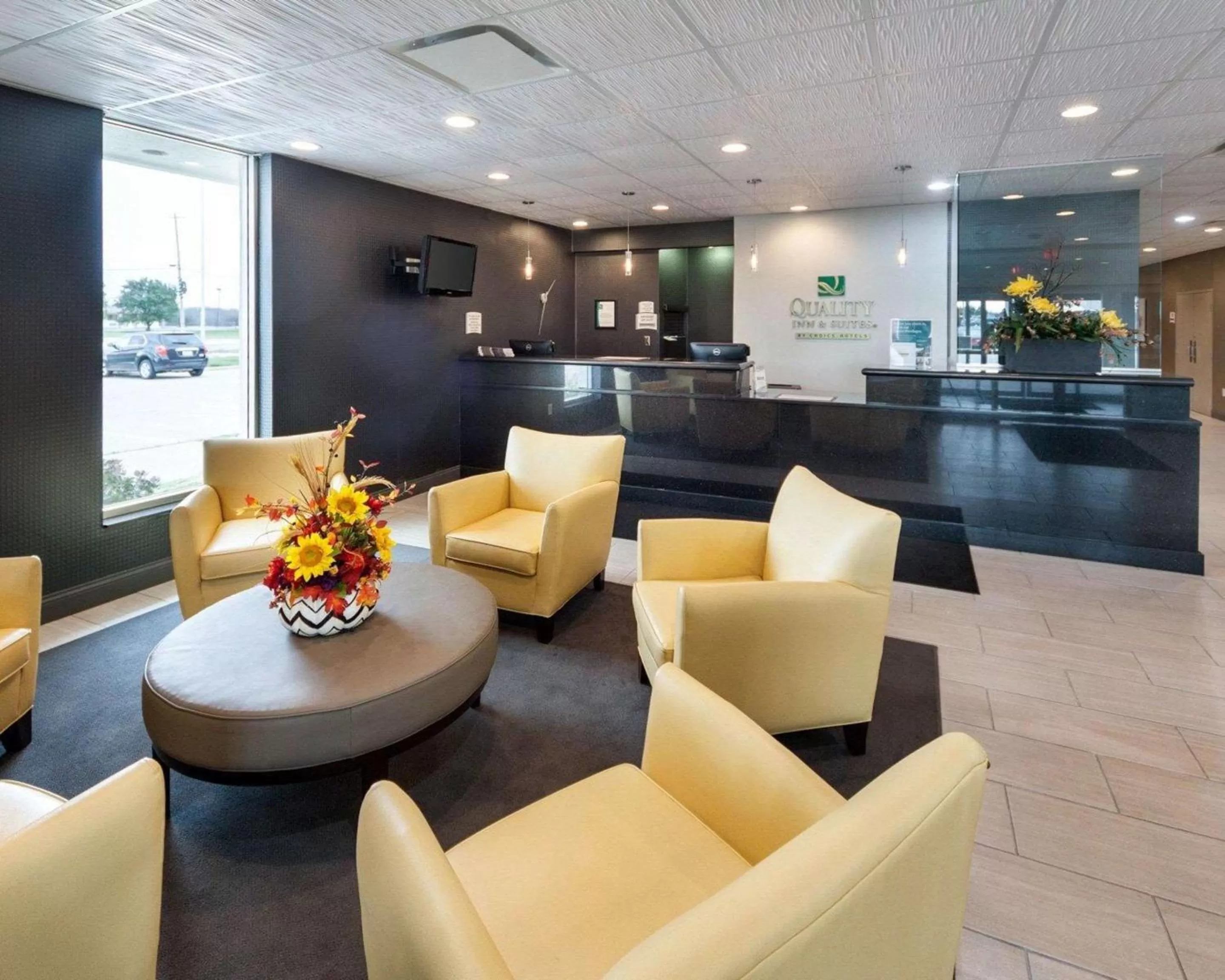 Lobby or reception in Quality Inn Montpelier