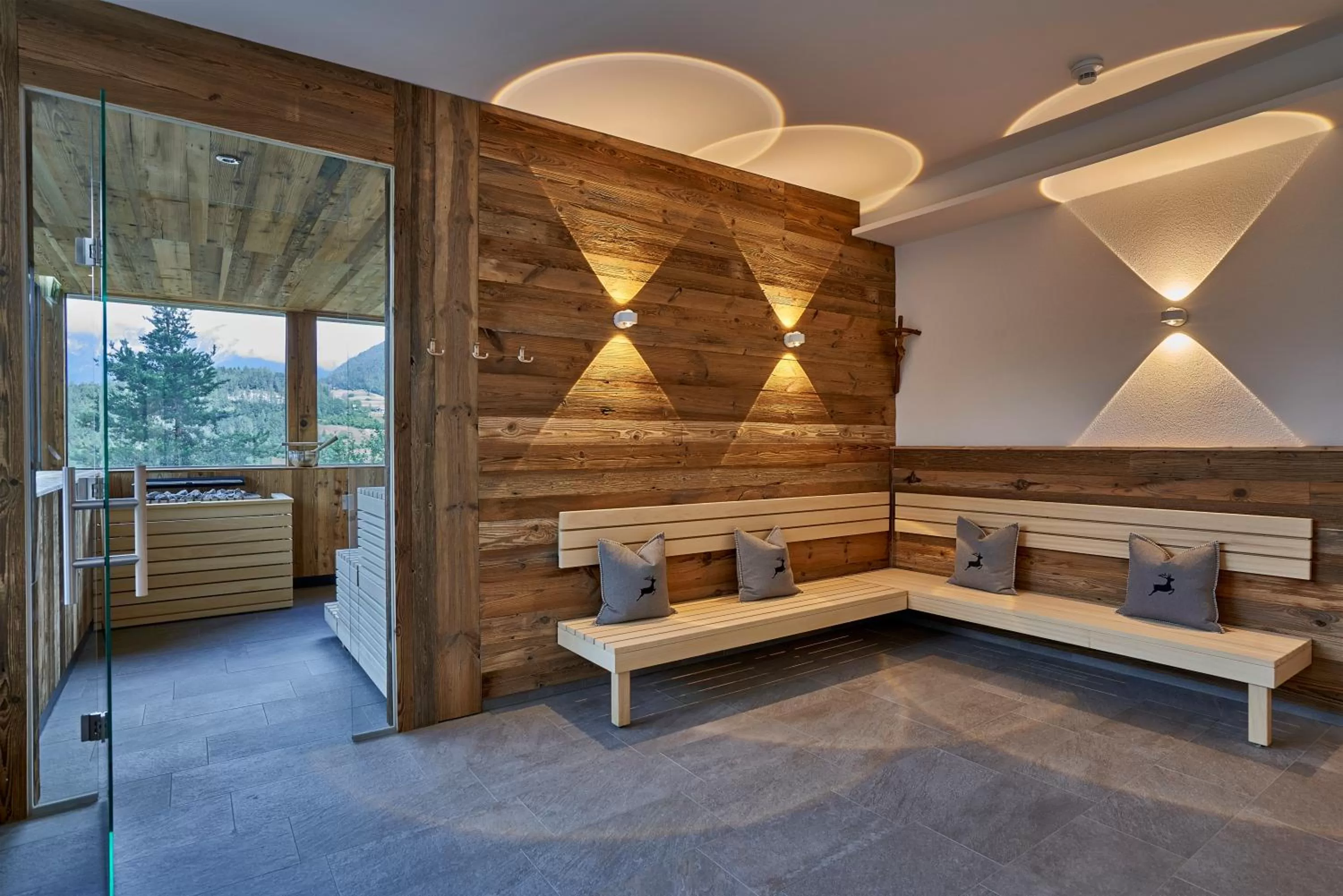 Spa and wellness centre/facilities in Hotel Arzlerhof