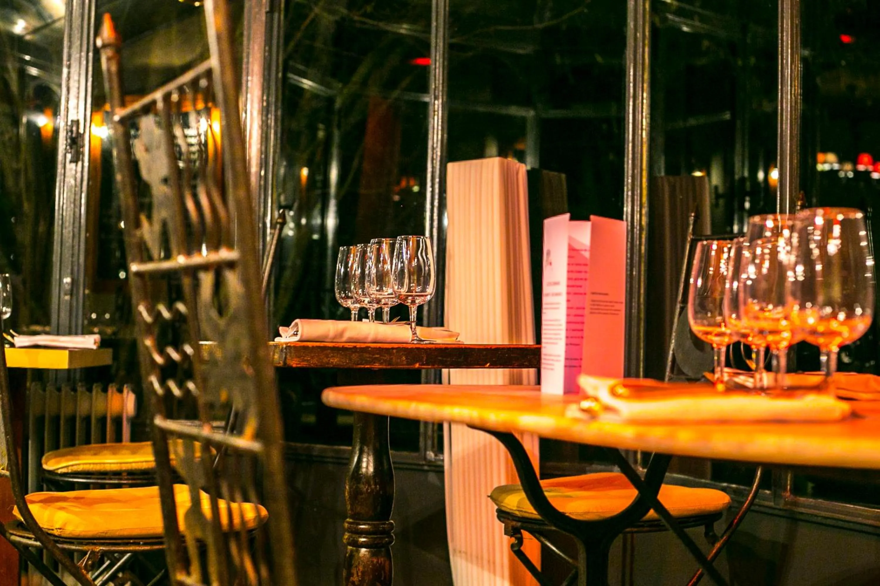 Restaurant/places to eat in Domaine De La Corniche