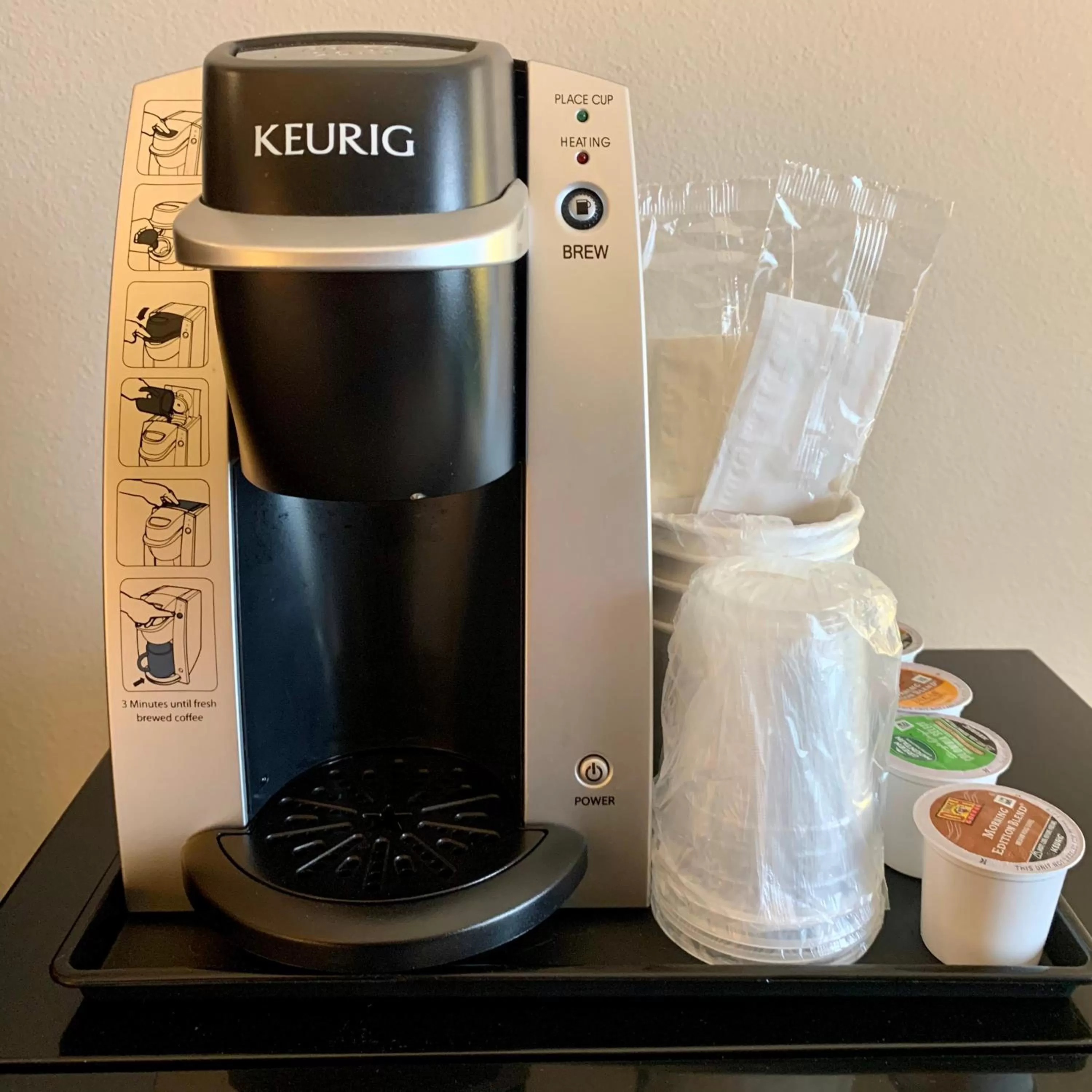 Coffee/tea facilities in Holiday Inn Express Hotel & Suites North Sequim by IHG