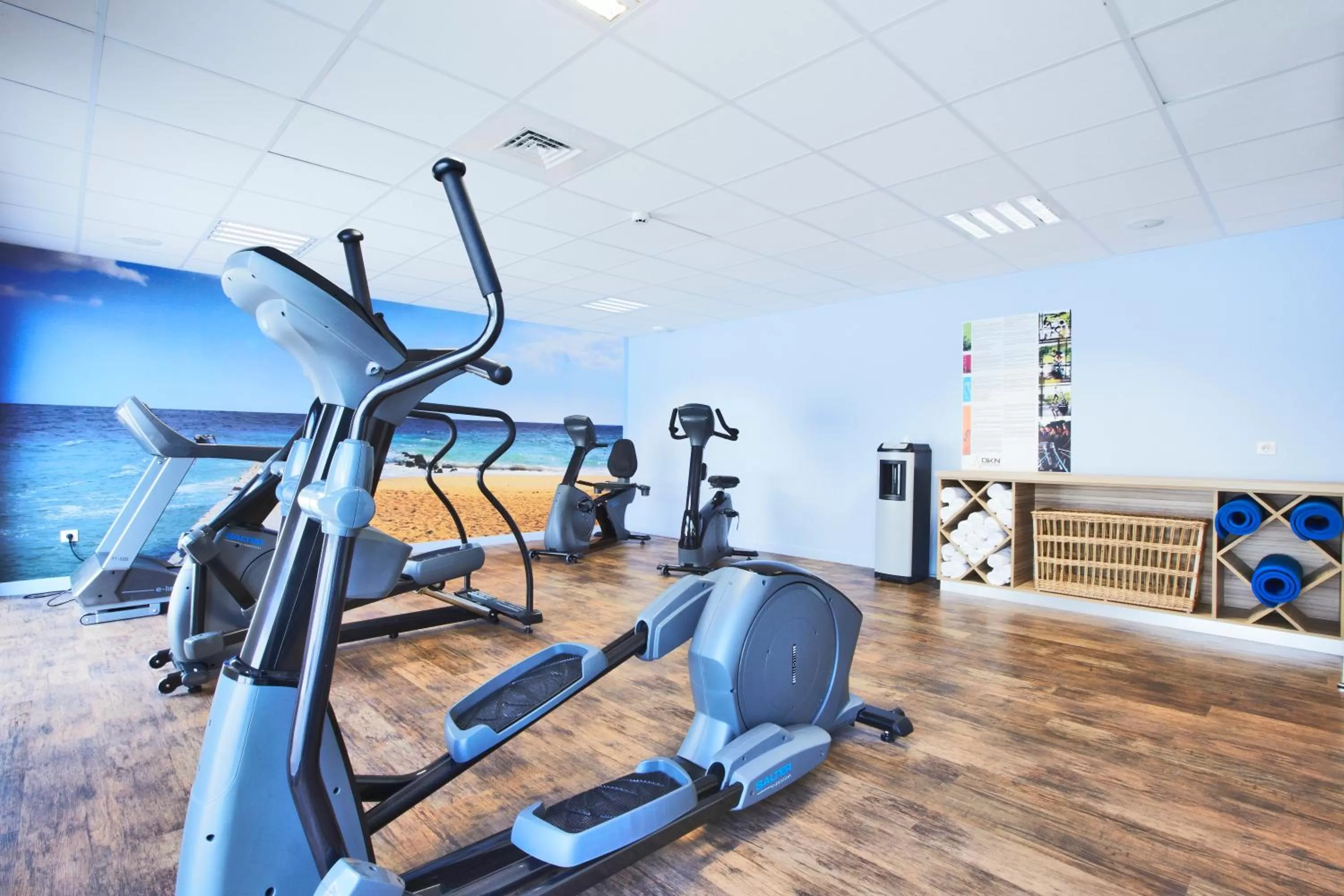 Fitness centre/facilities in ibis Styles La Rochelle Centre les Minimes