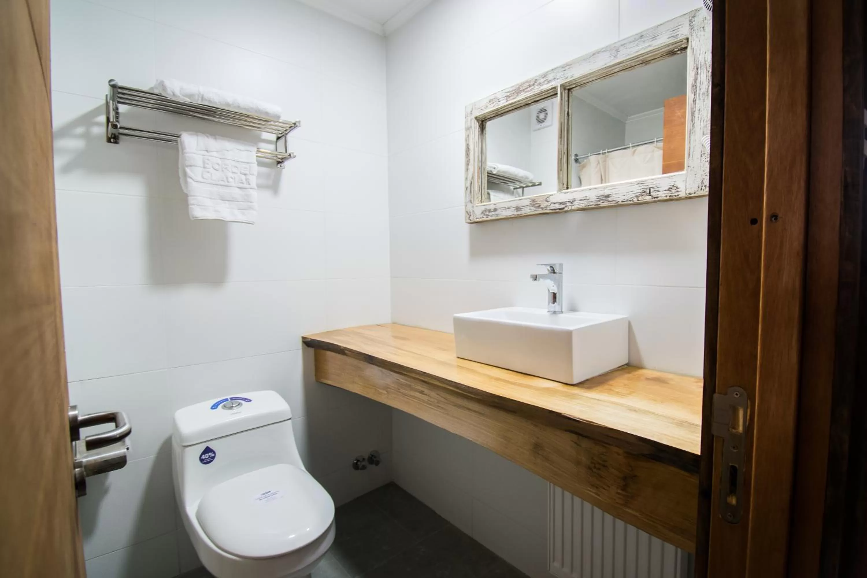 Bathroom in Best Western Patagonia