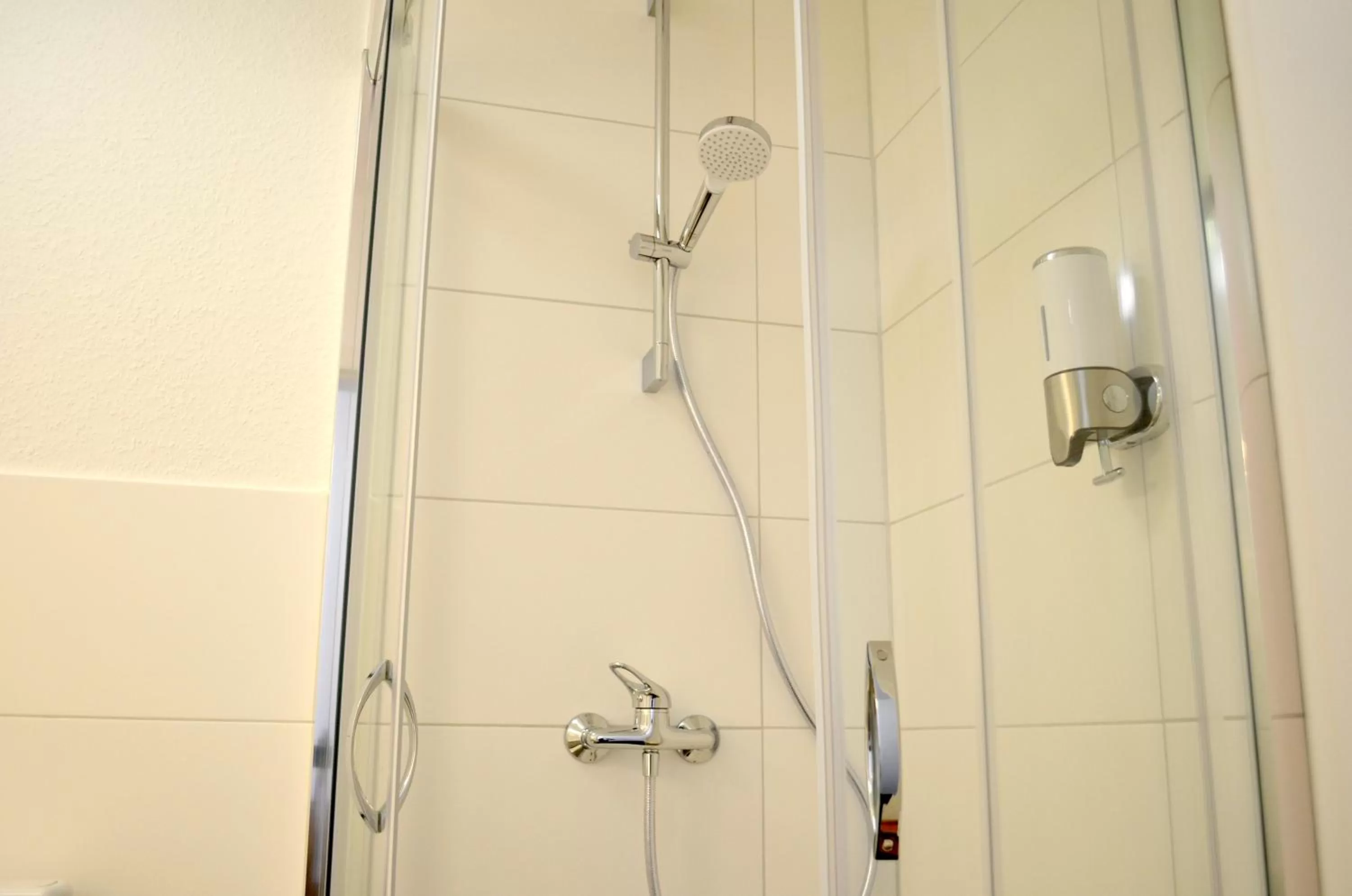 Shower, Bathroom in Hana Aparthotel