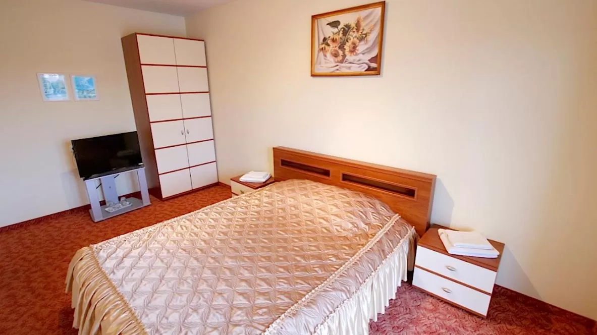 Bedroom, Bed in Armenia