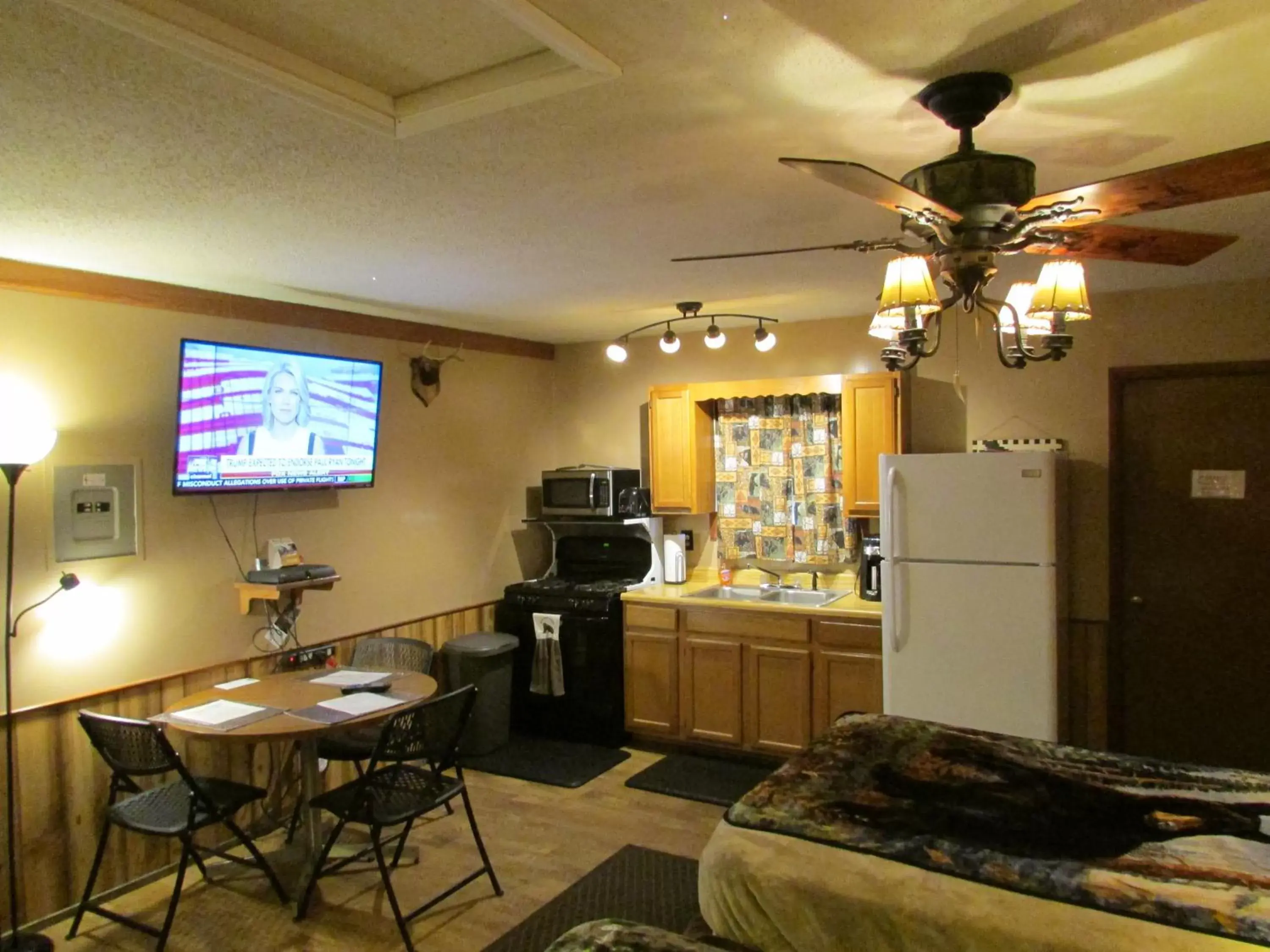 Queen Studio in Best Bear Lodge Queen Studio in Best Bear Lodge