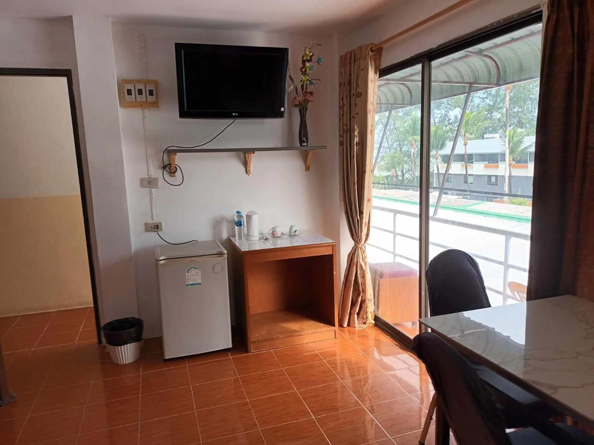 Patong Rose Guest House 50m to Beach