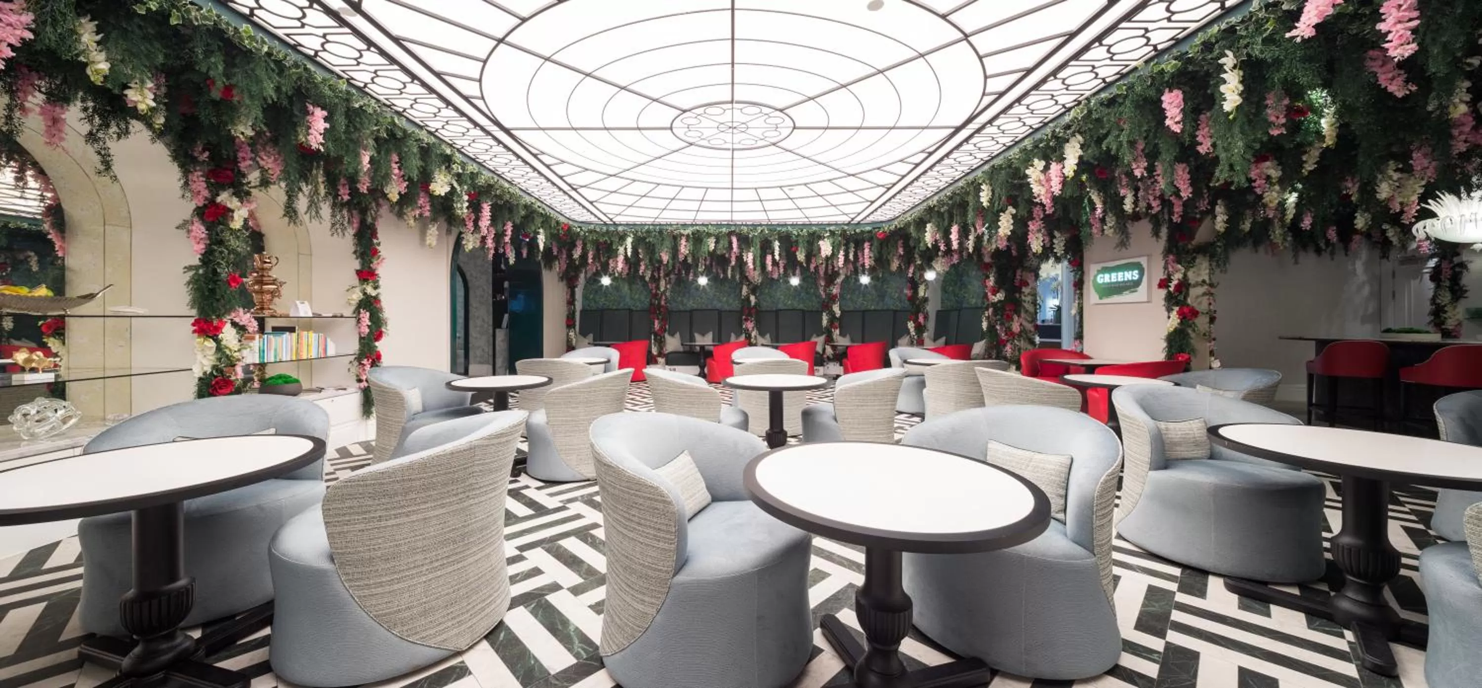 Restaurant/places to eat in Fairmont Windsor Park