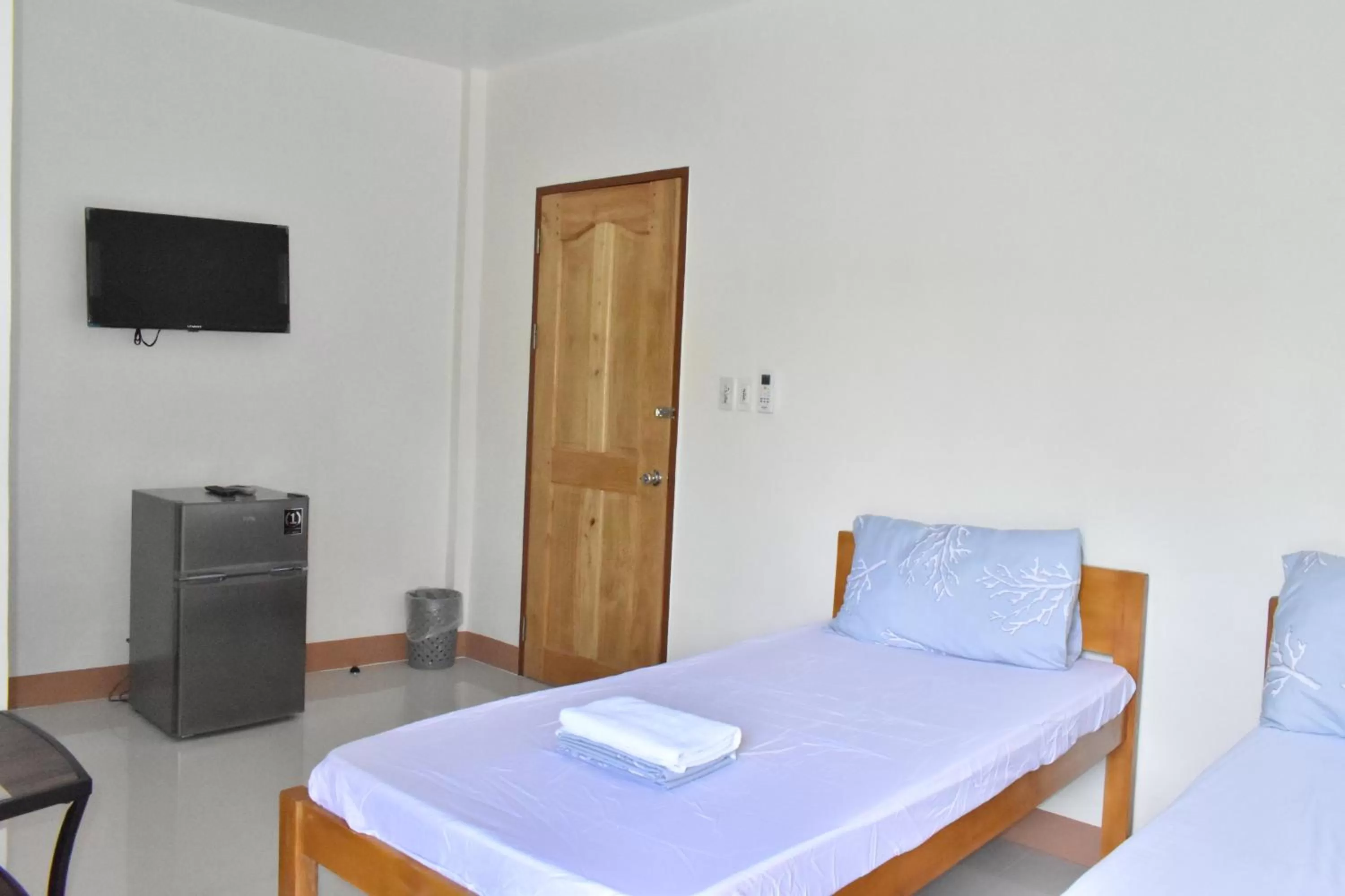 Bed in Charlina Inn Panglao