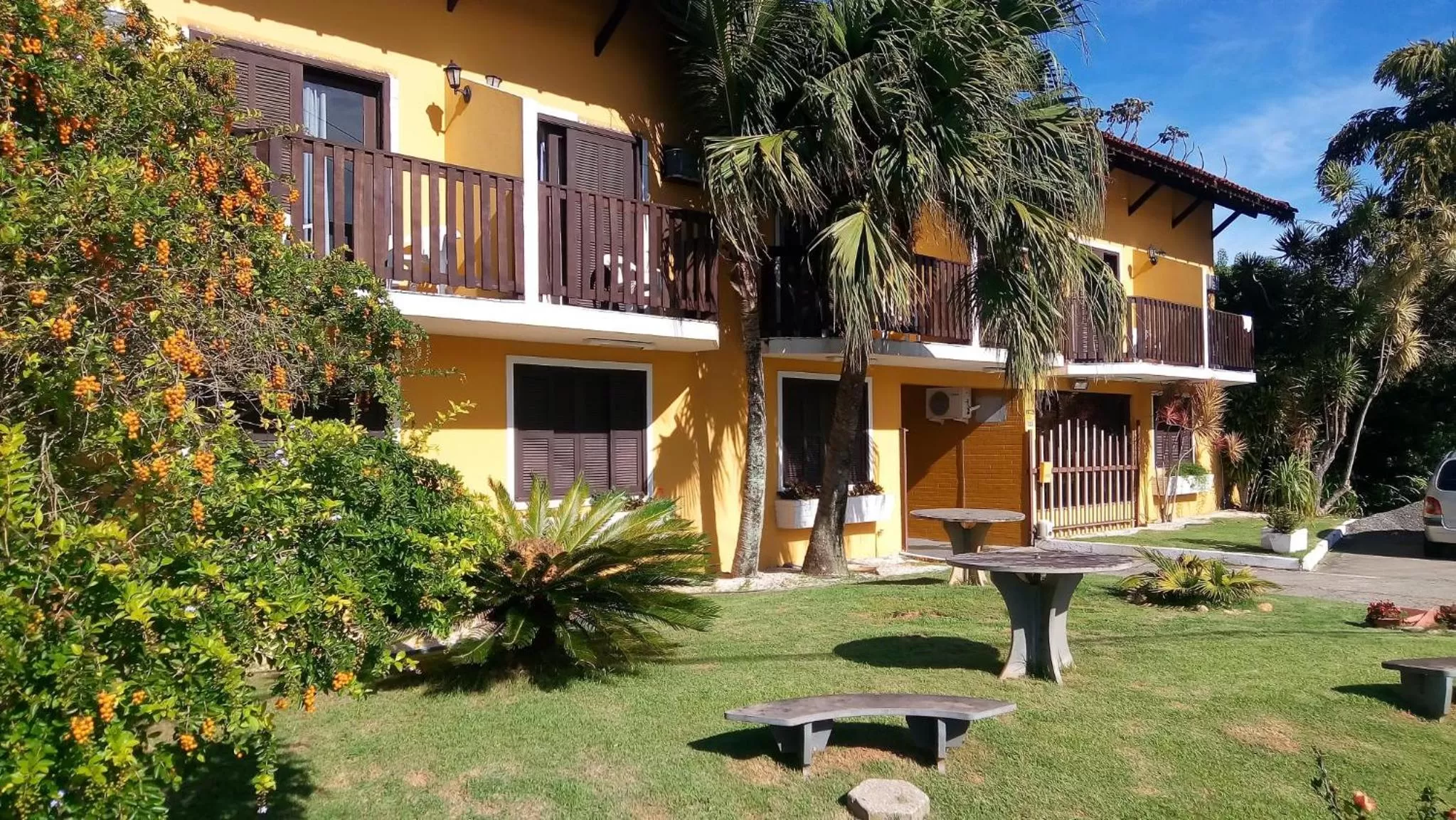 Facade/entrance, Property Building in Pousada Dunasol Floripa