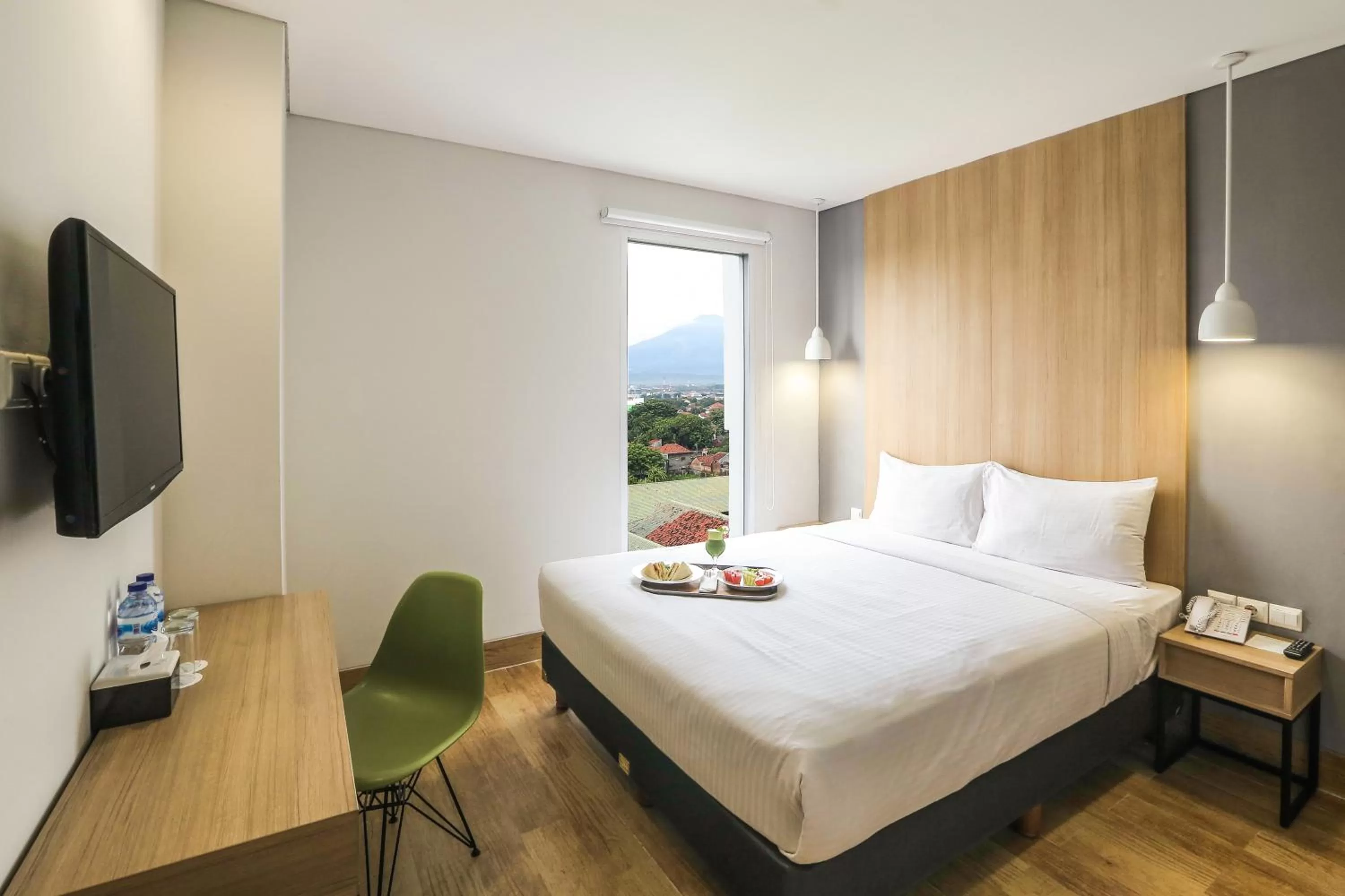 Bedroom, Bed in Hotel Citradream Cirebon