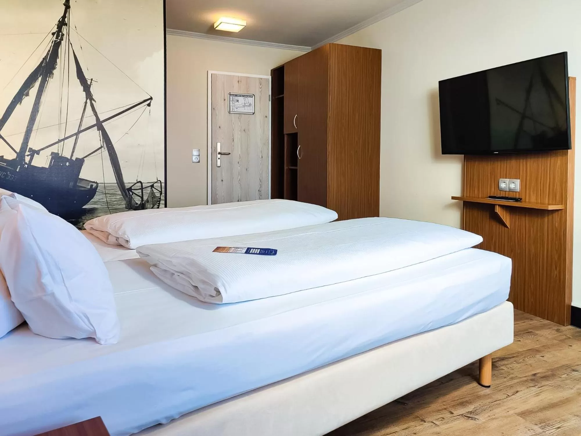 Bed in Best Western Hotel Das Donners