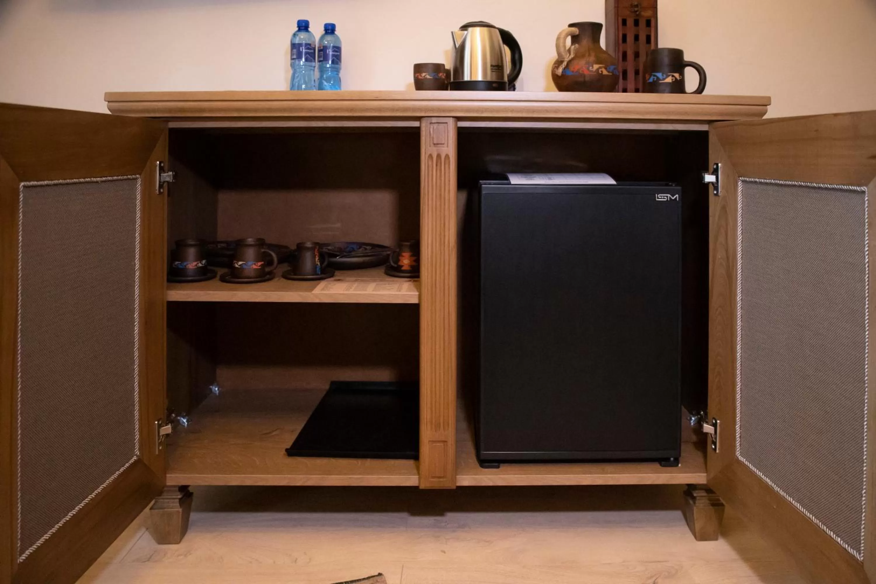 oven, Kitchen/Kitchenette in Boutique ETHNO HOTEL