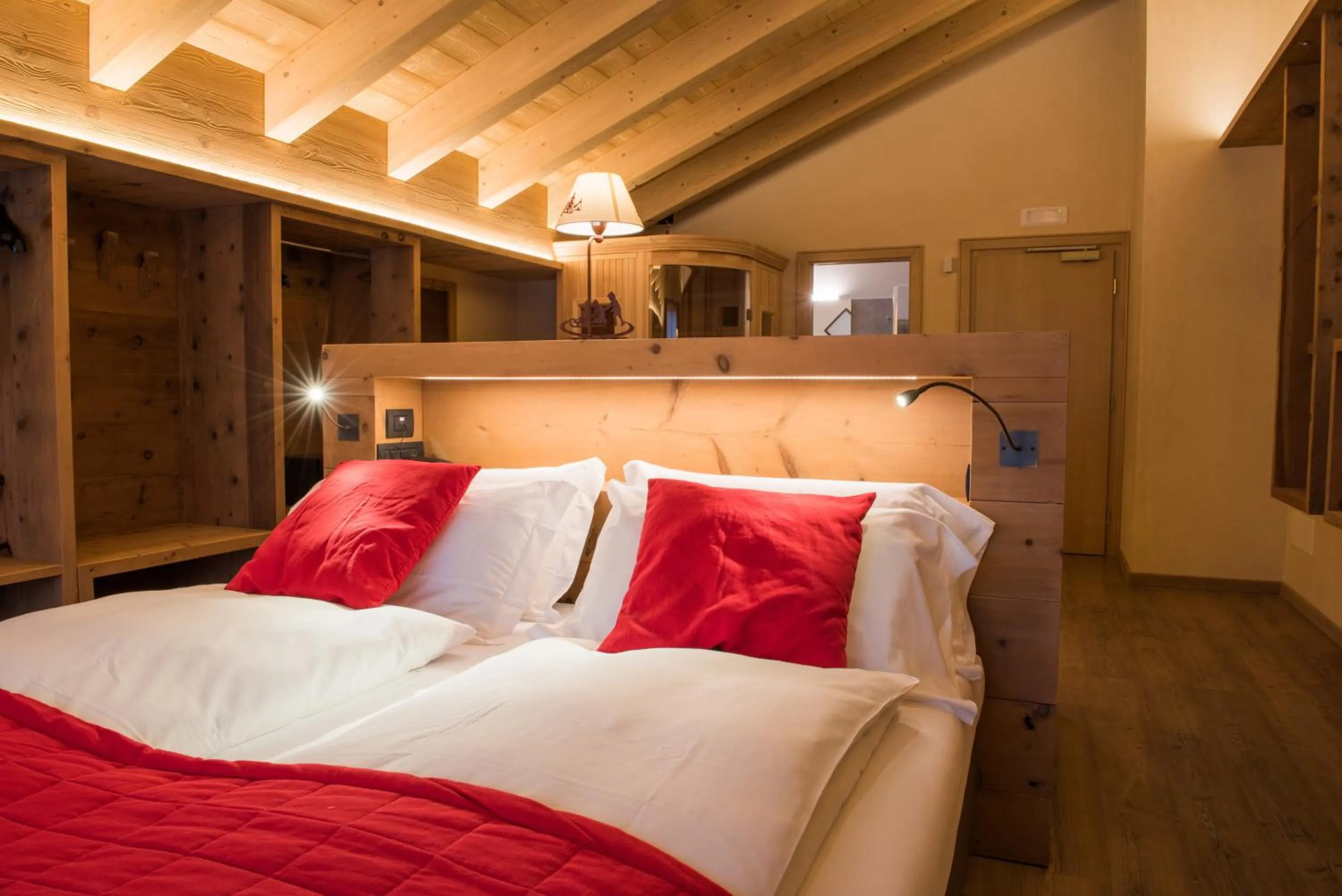 Photo of the whole room, Bed in Francesin Active Hotel