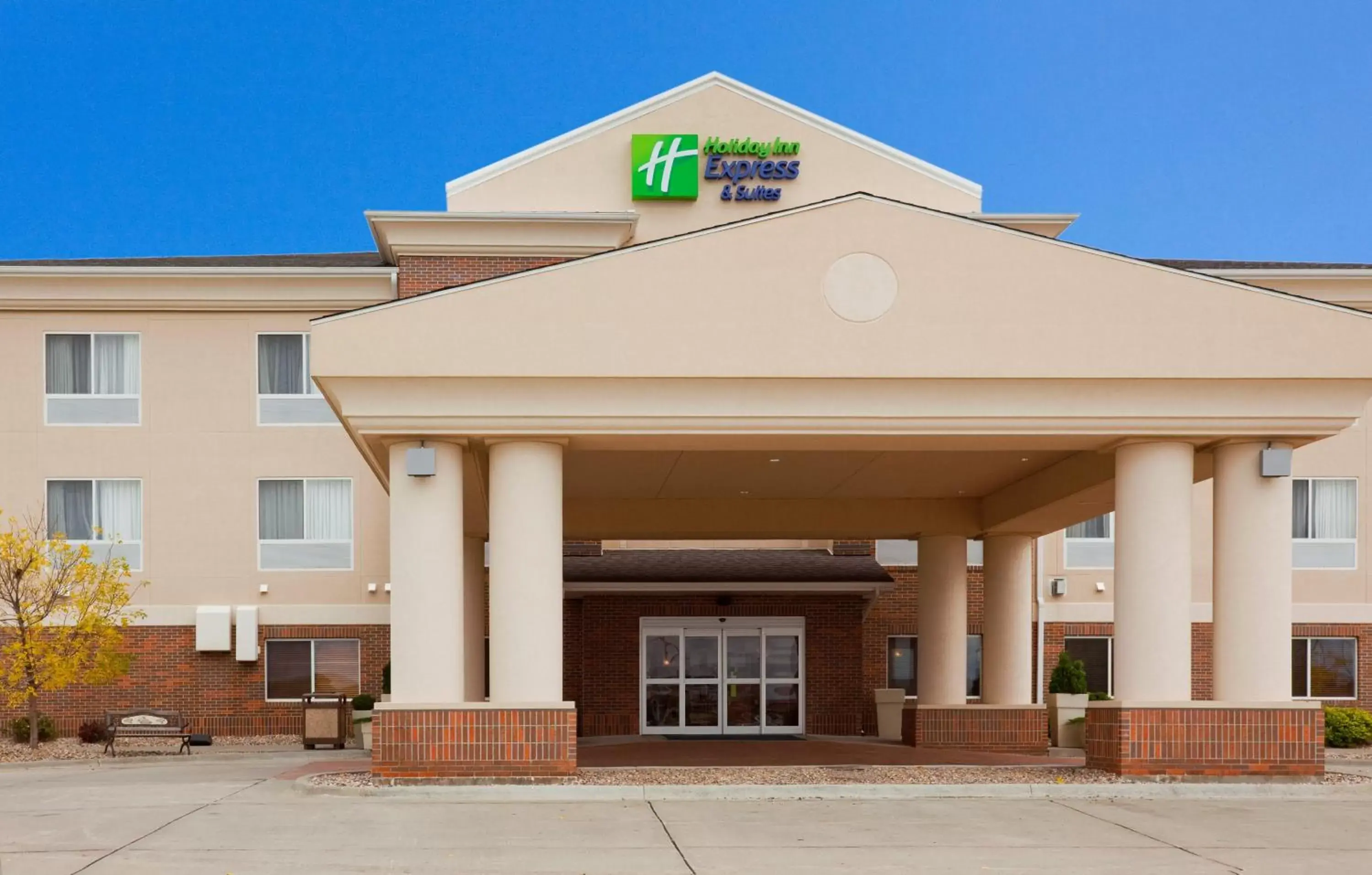 Holiday Inn Express & Suites Yankton by IHG Holiday Inn Express & Suites Yankton by IHG
