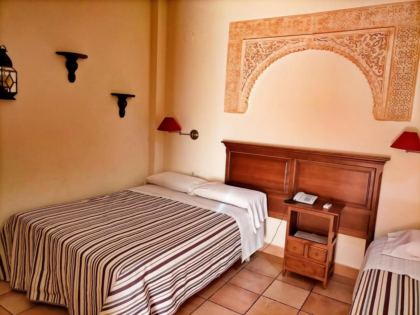 Bedroom, Bed in Abadía Hotel