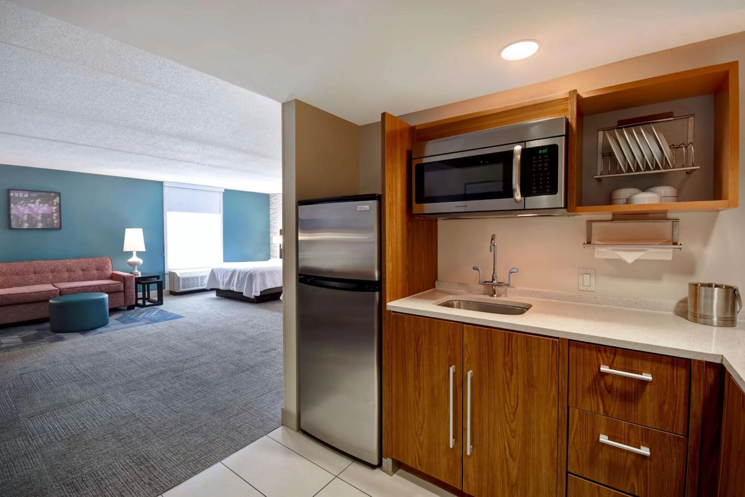 Kitchen or kitchenette, Bed in Home2 Suites by Hilton Nashville Vanderbilt, TN