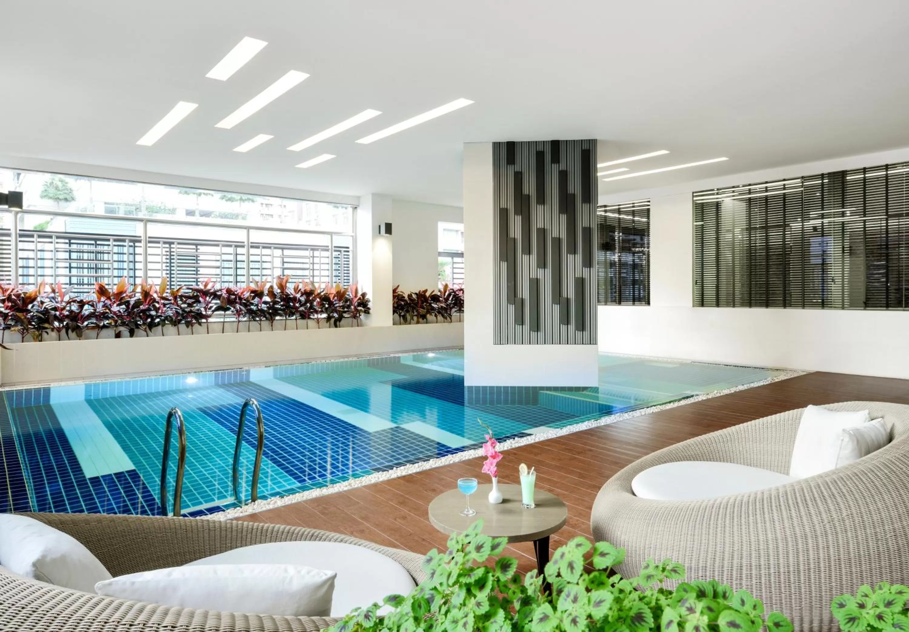 Swimming pool in Centre Point Hotel Chidlom Bangkok