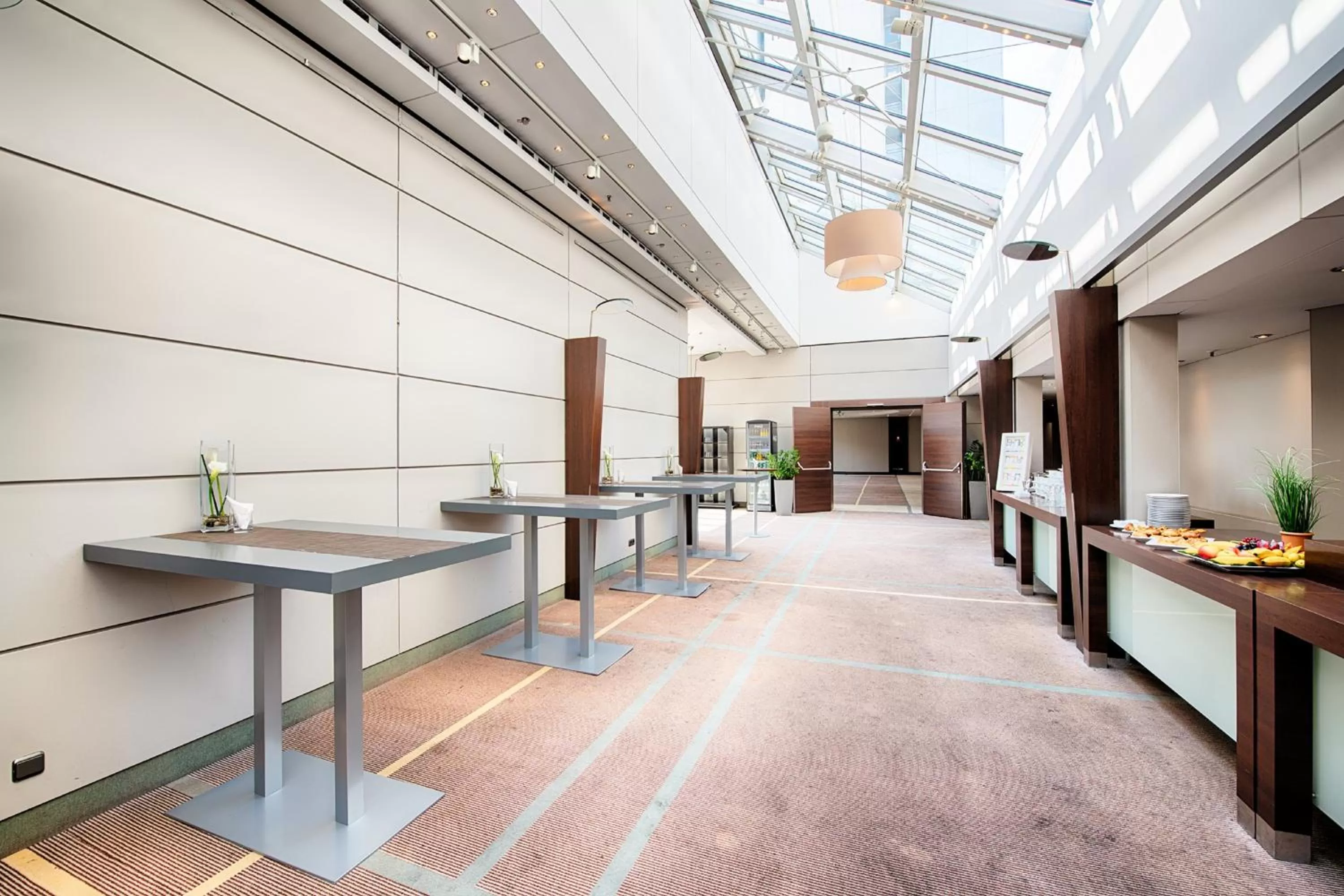 Meeting/conference room in Crowne Plaza Frankfurt Congress Hotel by IHG