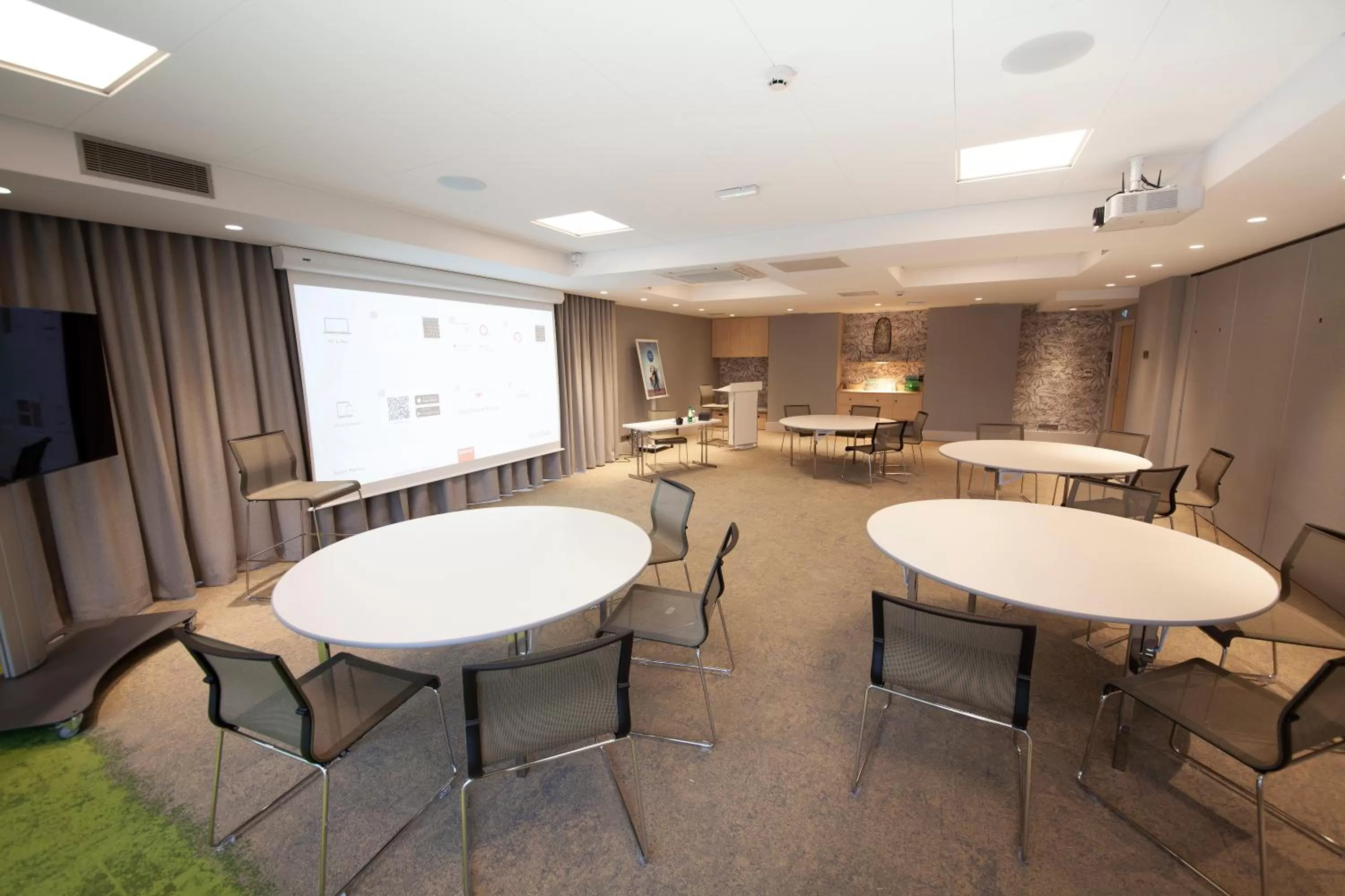 Business facilities in Novotel Clermont-Ferrand