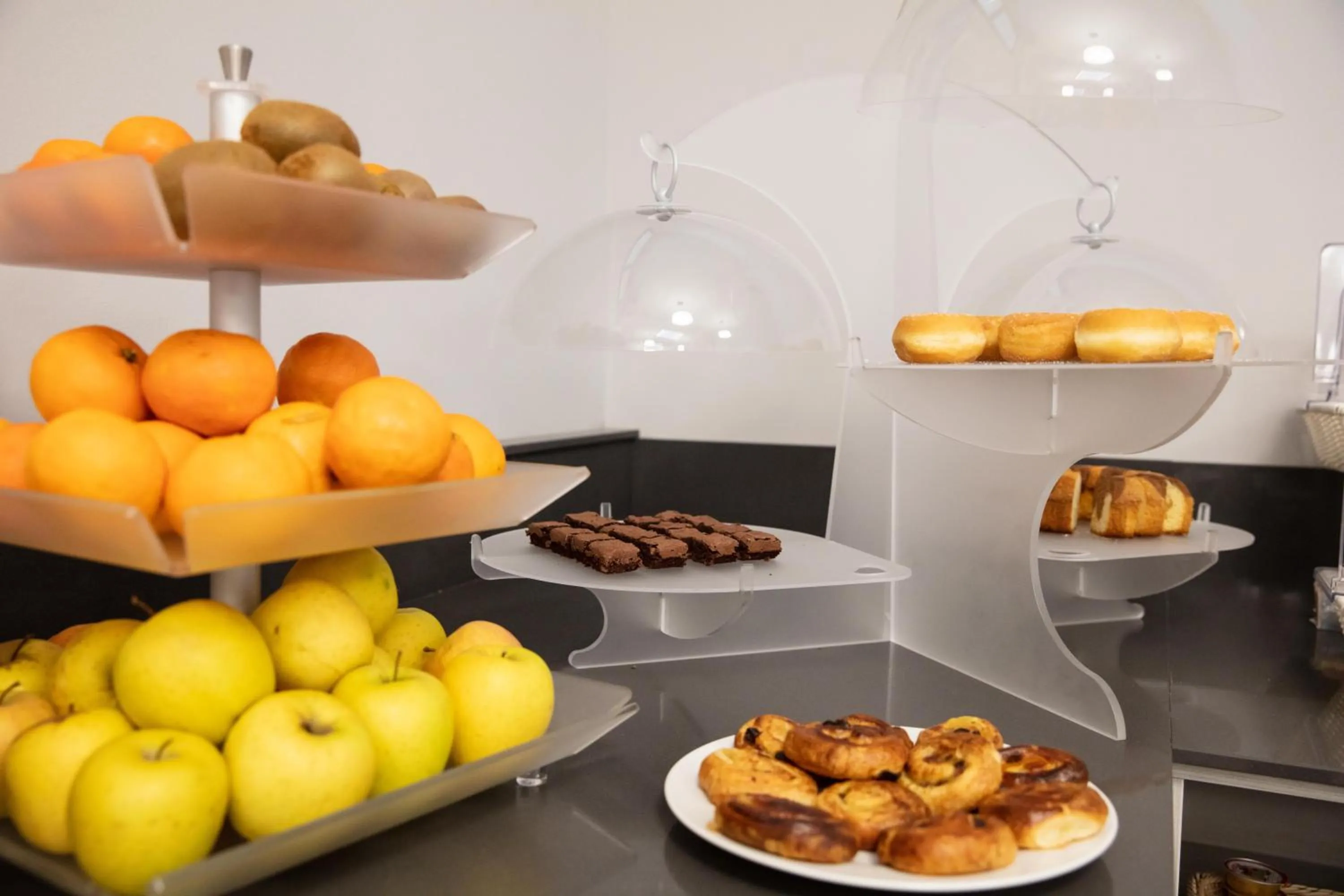 Restaurant/places to eat in Hotel Esperia