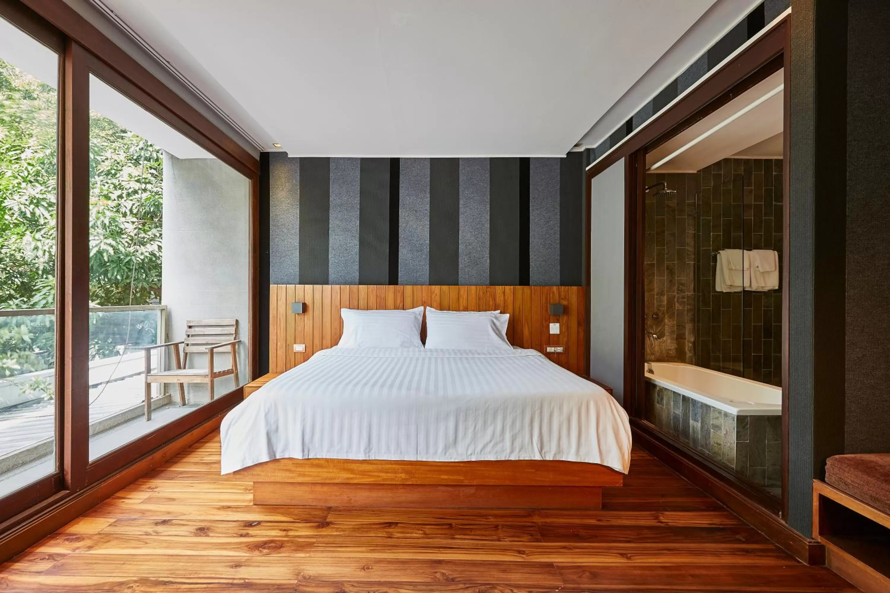 Bed in LUXX Langsuan Hotel - SHA Plus