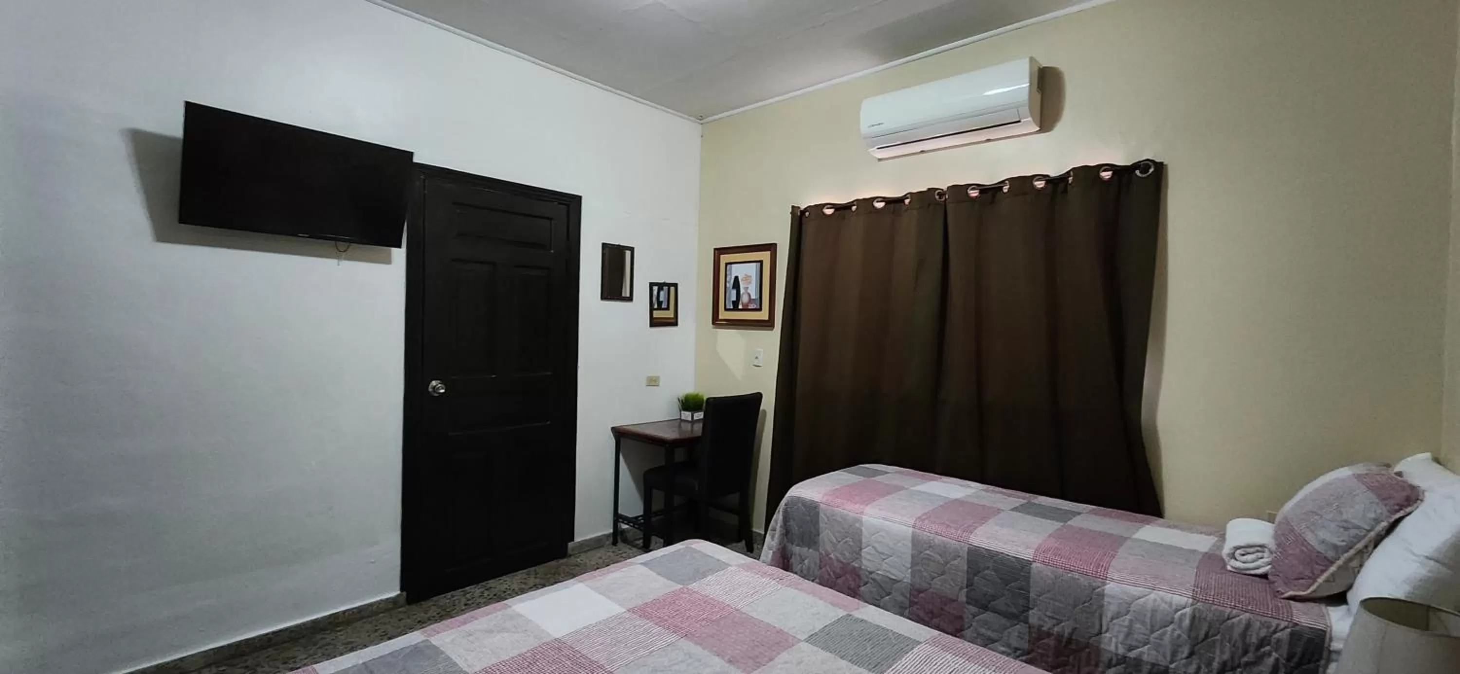 air conditioner, Bed in Casa Altamira