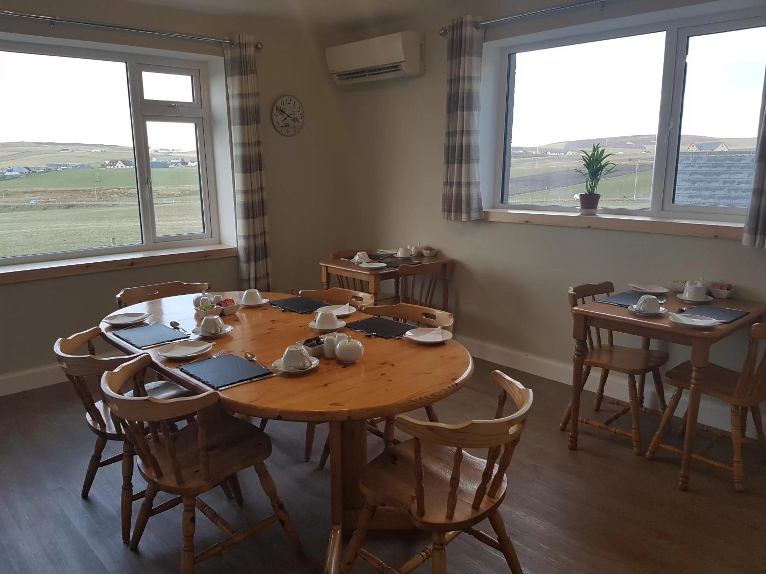 Dining area in Lindisfarne Bed & Breakfast