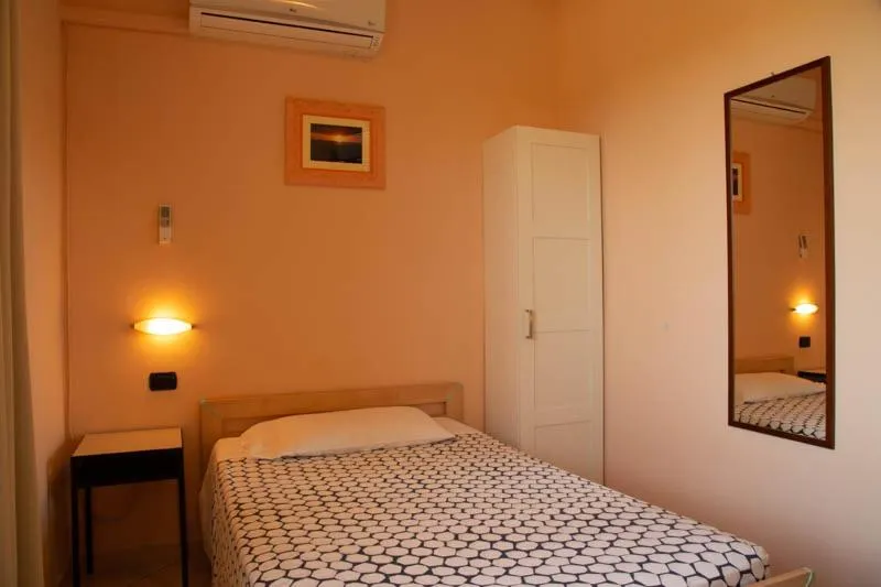 Bed in La Quercia Hotel con Ristorante