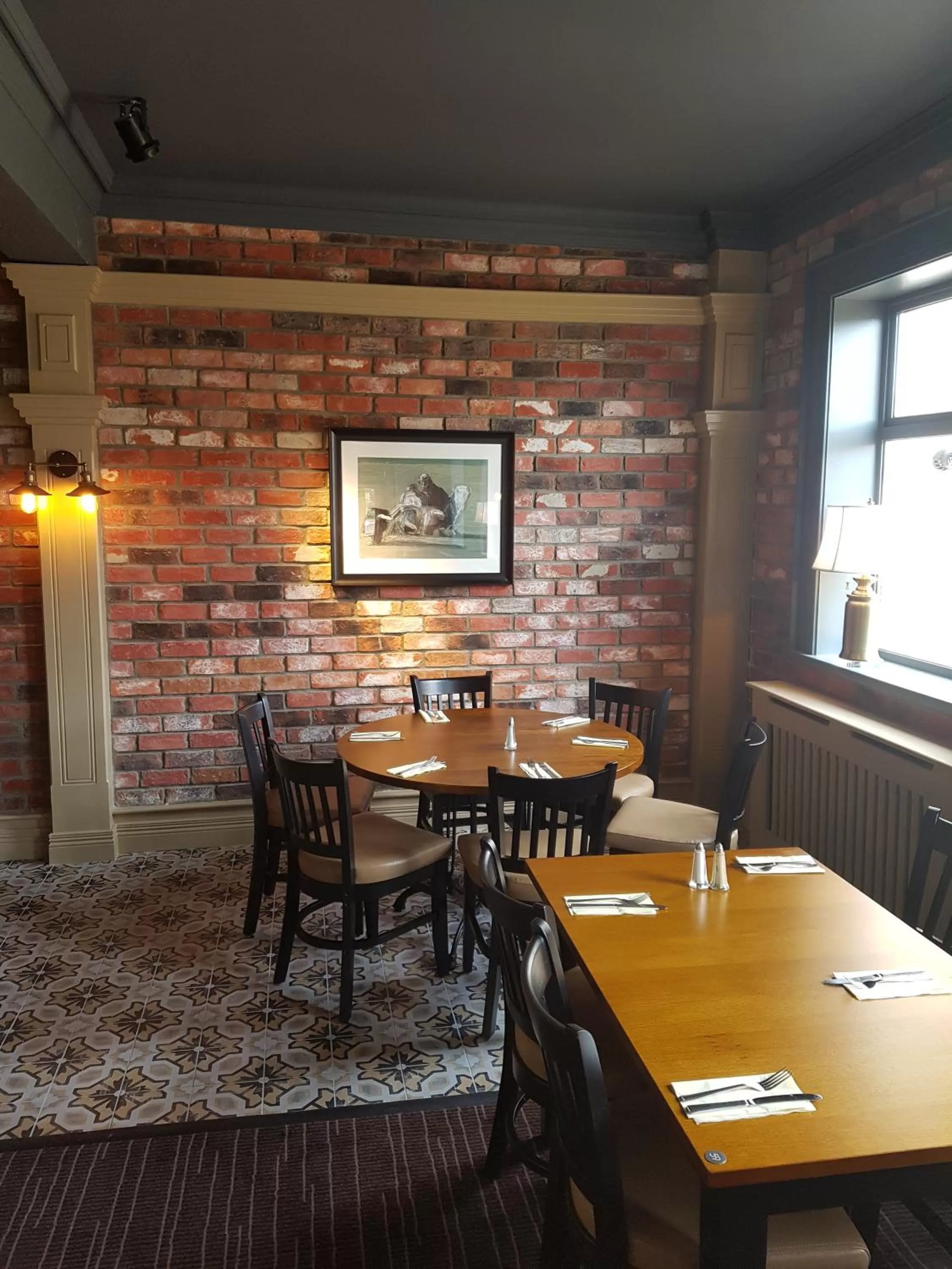 Restaurant/places to eat in Cohannon Inn
