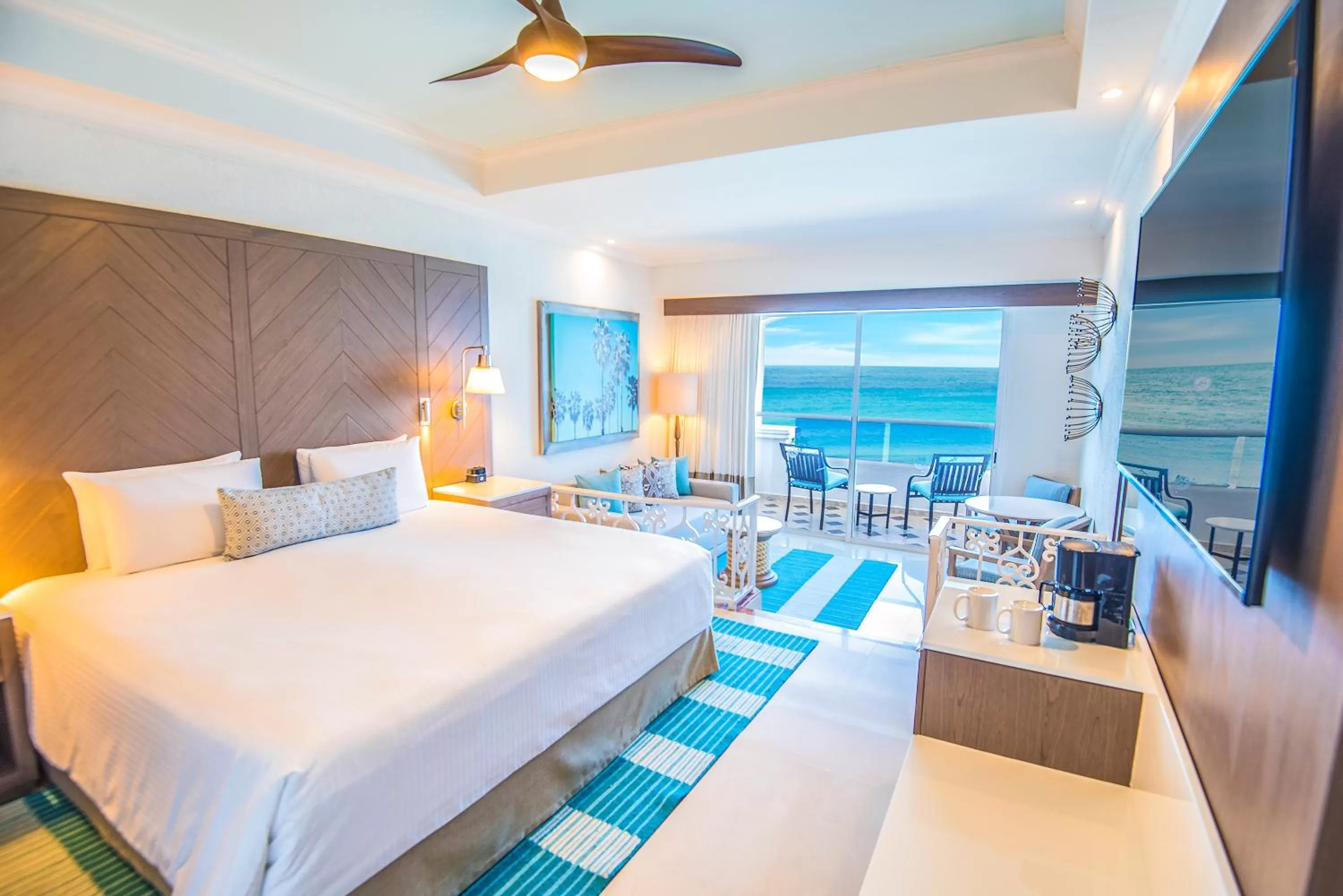 Bedroom, Bed in Sunscape Cancun All-Inclusive Resort & Spa by Hyatt