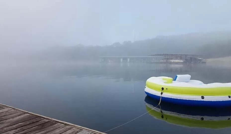 Spring in Calm Waters Resort