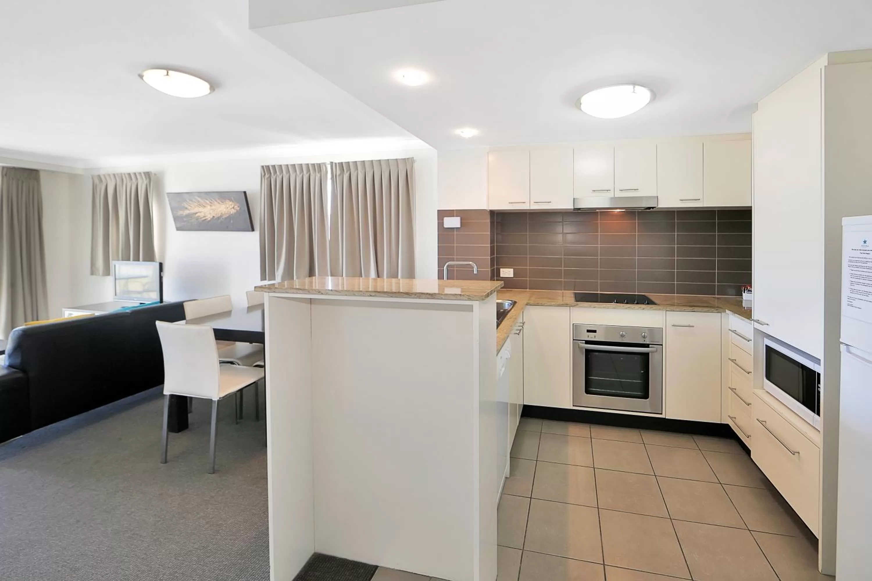 Kitchen or kitchenette in The Point Resort