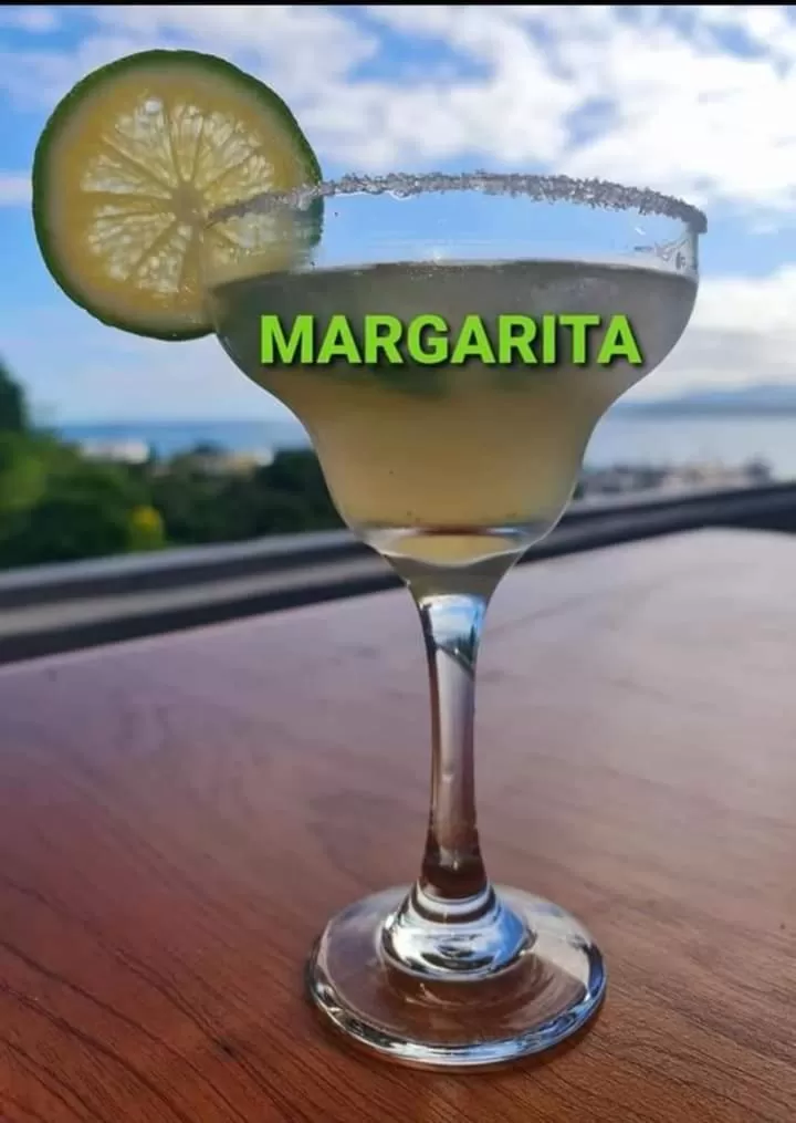 Alcoholic drinks in Sunseekers Outrigger Hotel