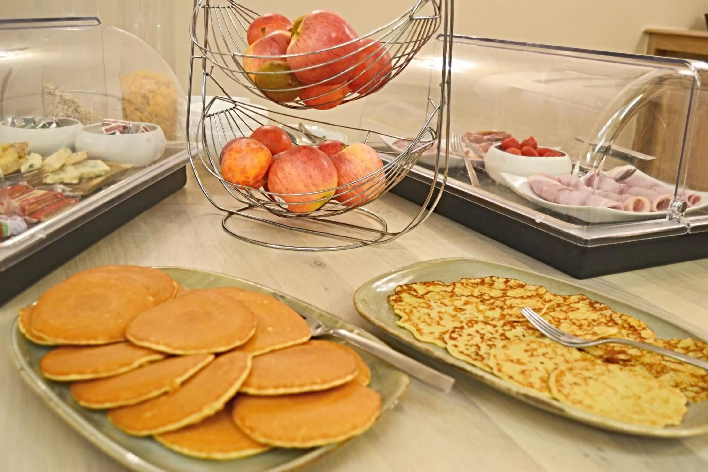 Food in Logis Hotels - Château Saint Marcel