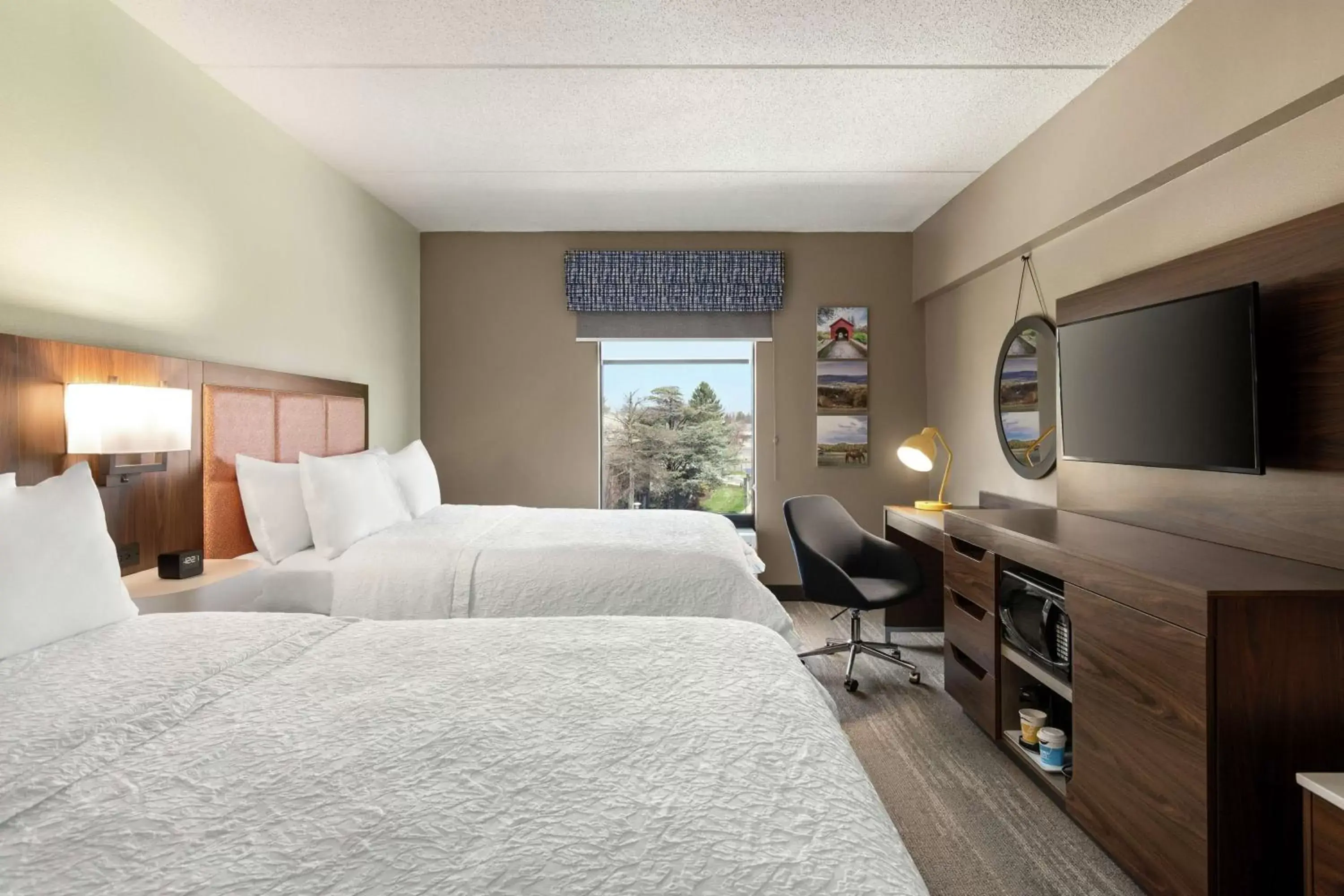 Queen Room with Two Queen Beds - Hearing Access/Non-Smoking in Hampton Inn & Suites Frederick/Fort Detrick Queen Room with Two Queen Beds - Hearing Access/Non-Smoking in Hampton Inn & Suites Frederick/Fort Detrick