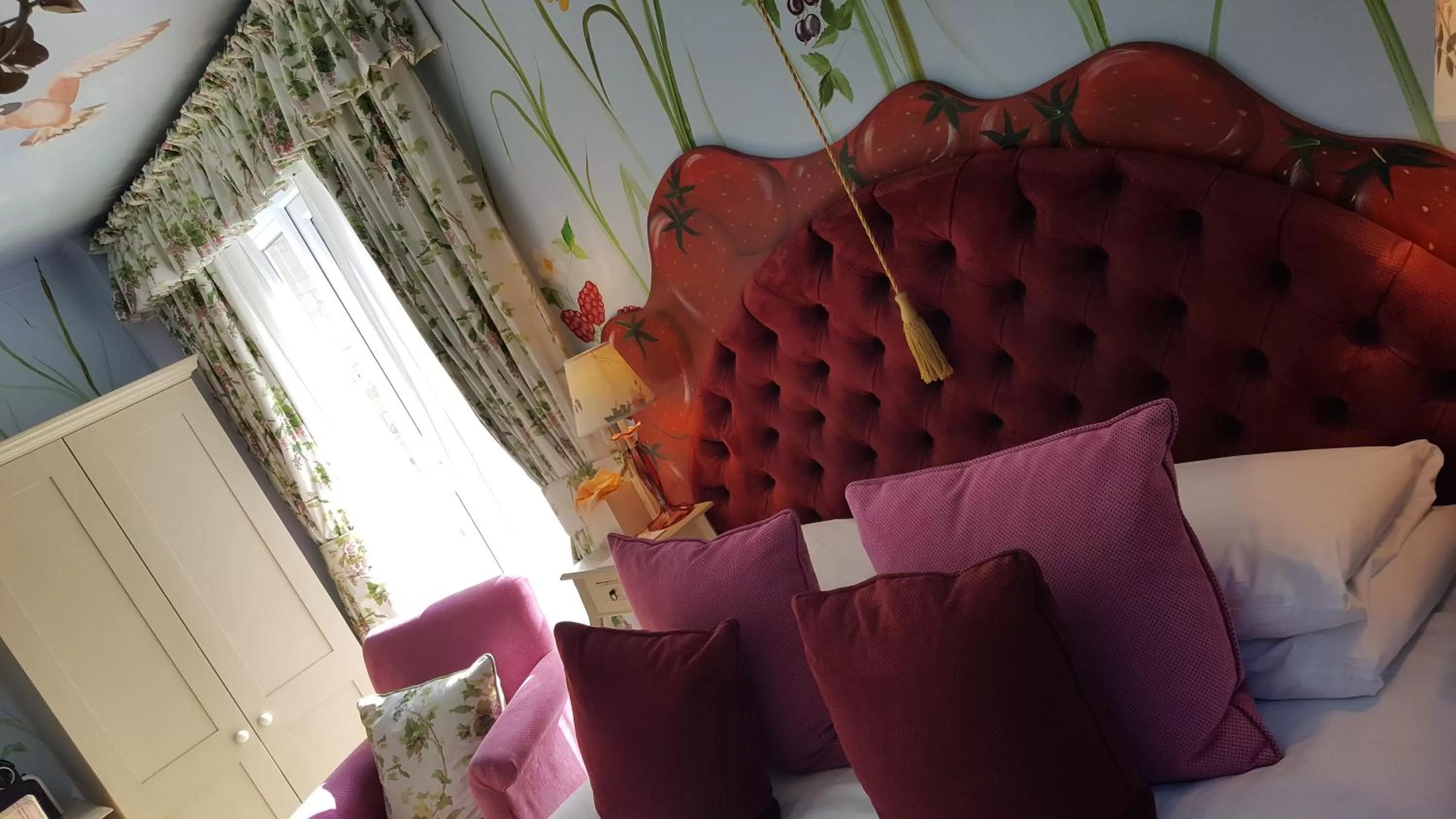 Other in Three Ways House Hotel