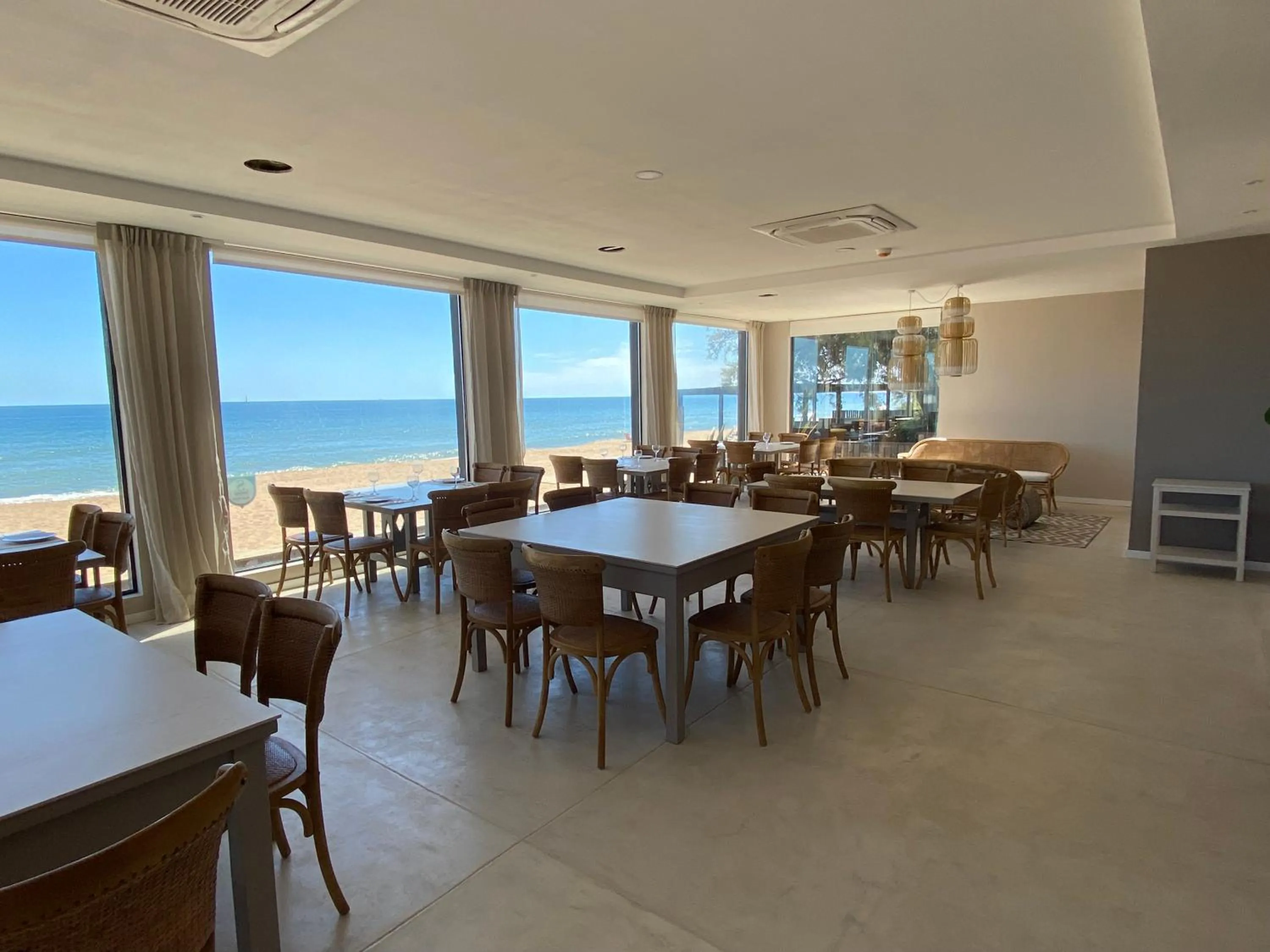 Restaurant/places to eat in Serena Hotel - Punta del Este - Unico sobre la Playa