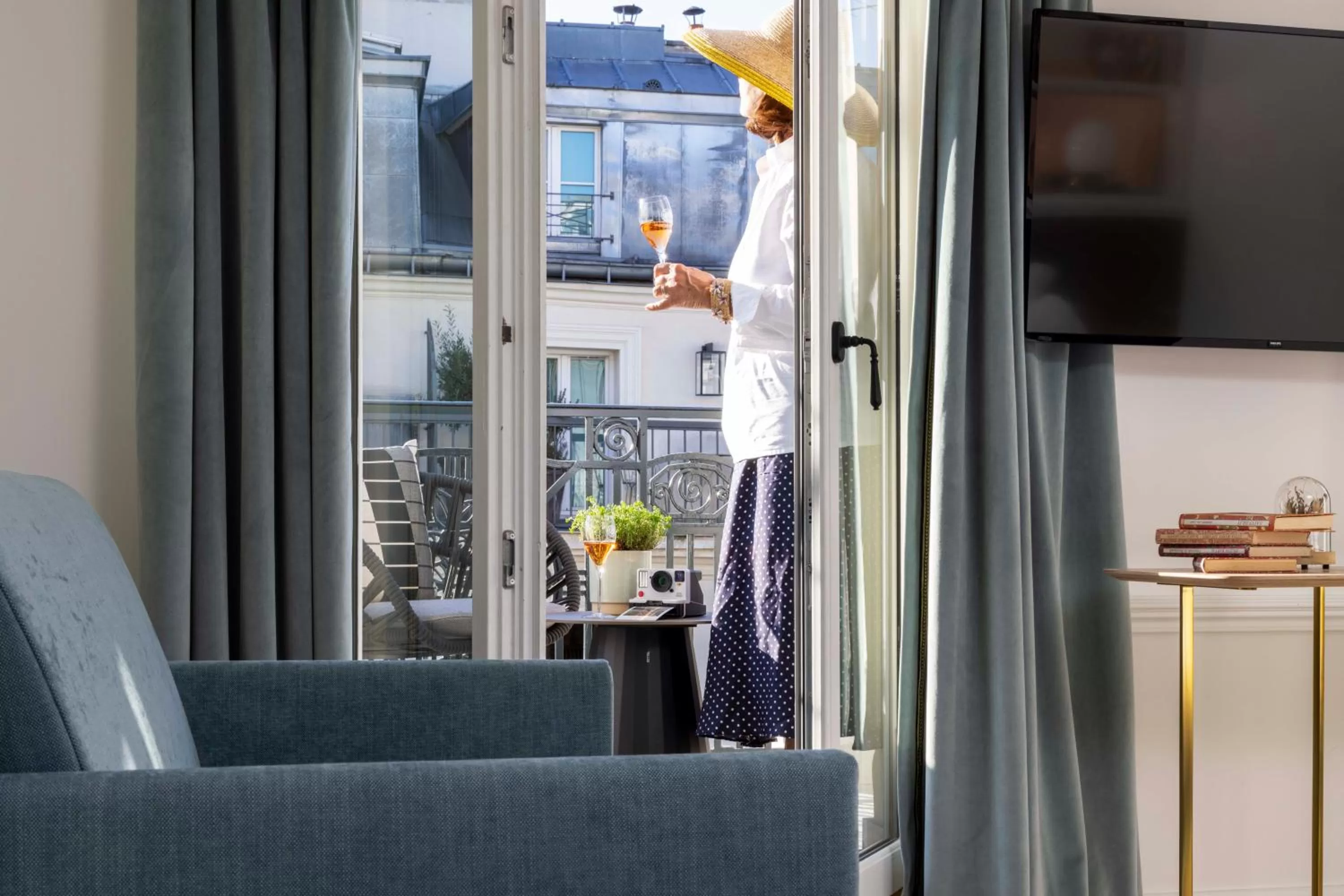Balcony/Terrace in Hotel Louvre Montana