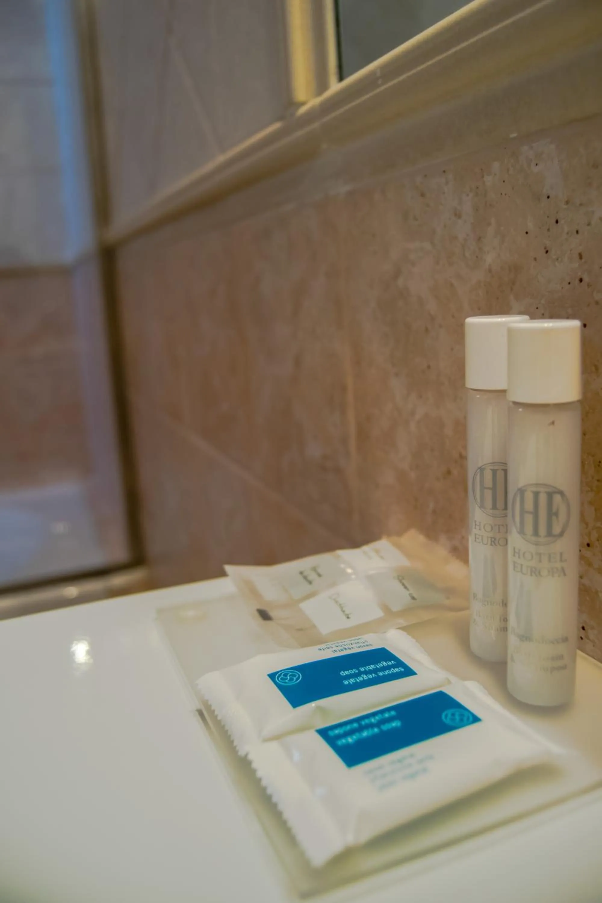 Bathroom in Hotel Europa