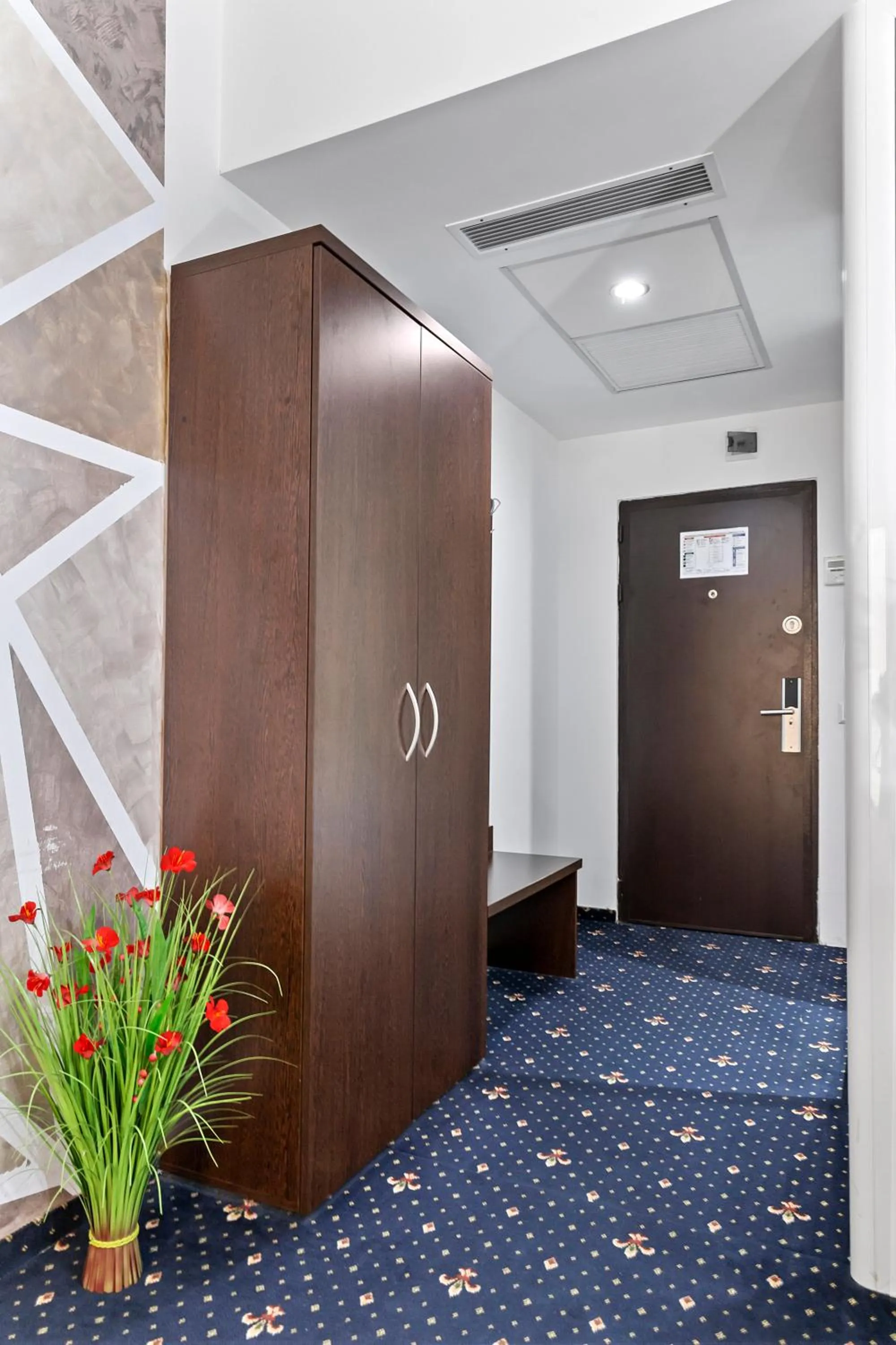 Hotel Charter Otopeni