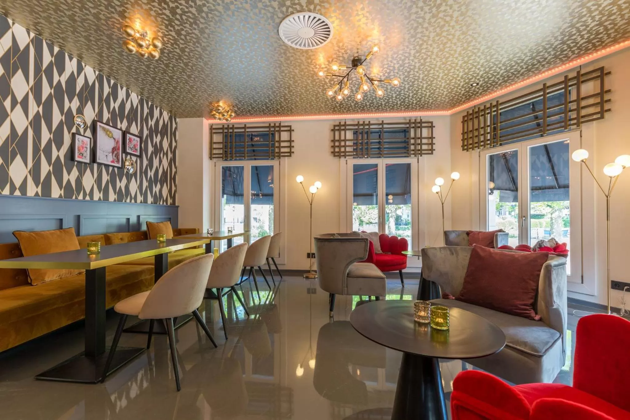 Restaurant/places to eat in Leonardo Boutique Museumhotel