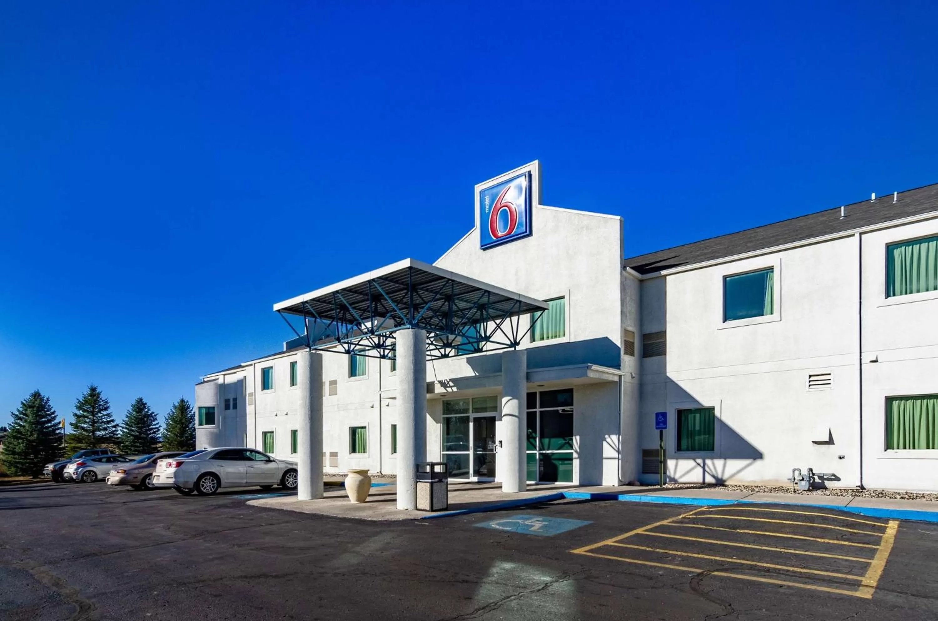 Property building in Motel 6-Wheatland, WY