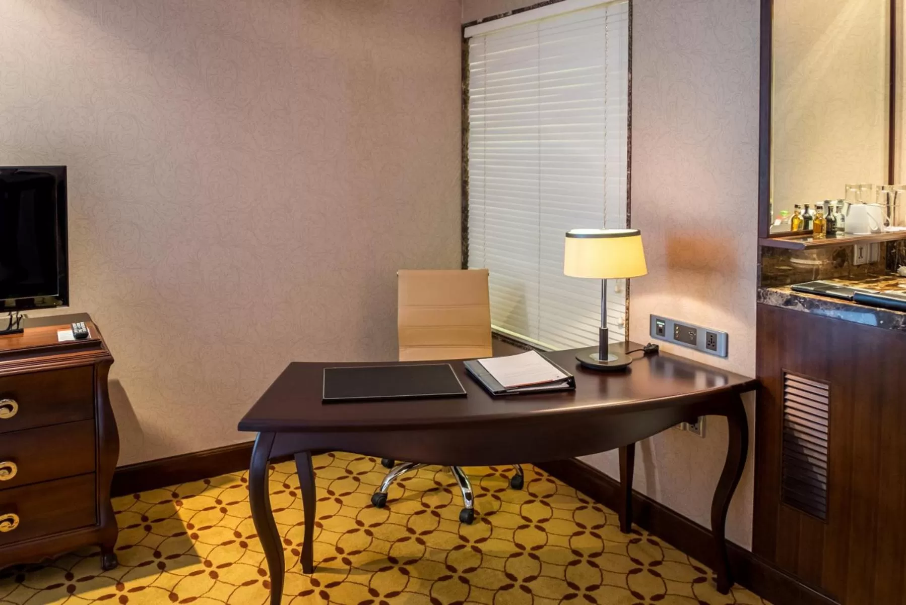 Club Premium Deluxe in Eastin Grand Hotel Saigon