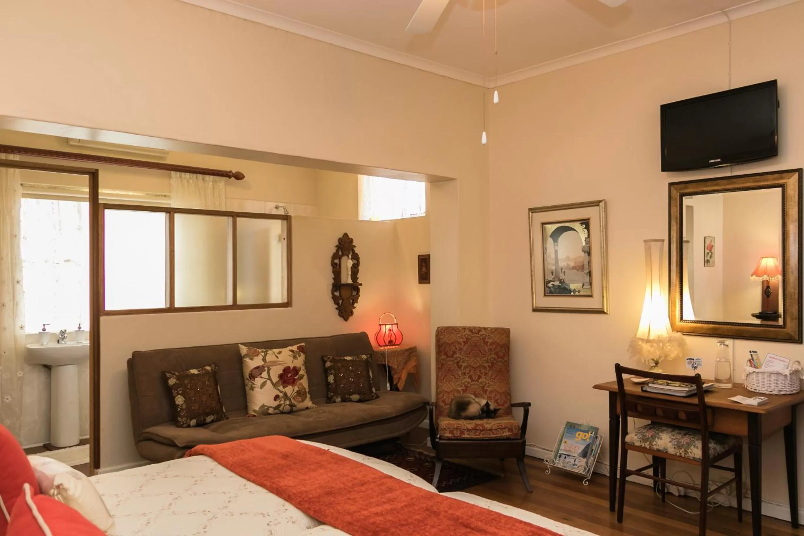 Shower, Seating Area in Beau & I